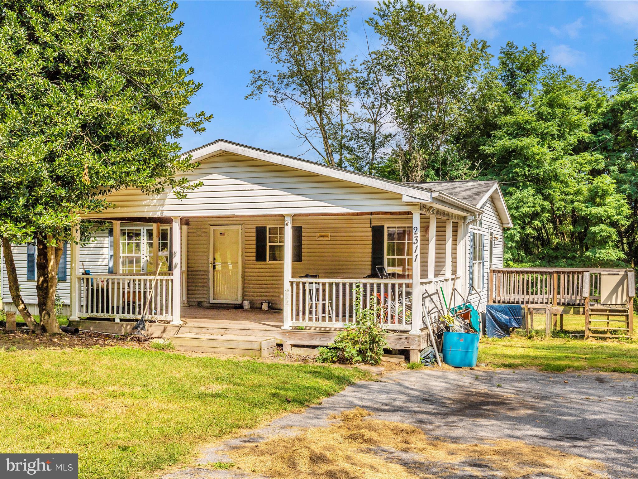 Welcome to 2311 Back Rd—a peaceful retreat tucked into the rolling countryside of Sharpsburg, MD. Whether you’re a first-time buyer, investor, or simply seeking a slower pace of life, this spacious 3-bedroom, 2-bath pre-manufactured home offers the perfect mix of comfort, charm, and affordability.
Step into an open-concept living area that flows seamlessly into the kitchen—perfect for family gatherings, quiet mornings with coffee, or hosting friends after a day exploring Antietam Battlefield, the C&O Canal, or the scenic banks of the Potomac River nearby. The layout is smart and inviting, with plenty of natural light and room to make it your own.
Enjoy the freedom of country living with easy access to major commuter routes and the West Virginia border just minutes away. Whether you’re hiking, kayaking, or just relaxing on the porch under a starlit sky, this is the kind of place that helps you breathe a little easier.
Homes in this price point and location don’t last—schedule your tour today and take the first step toward your escape to Sharpsburg.