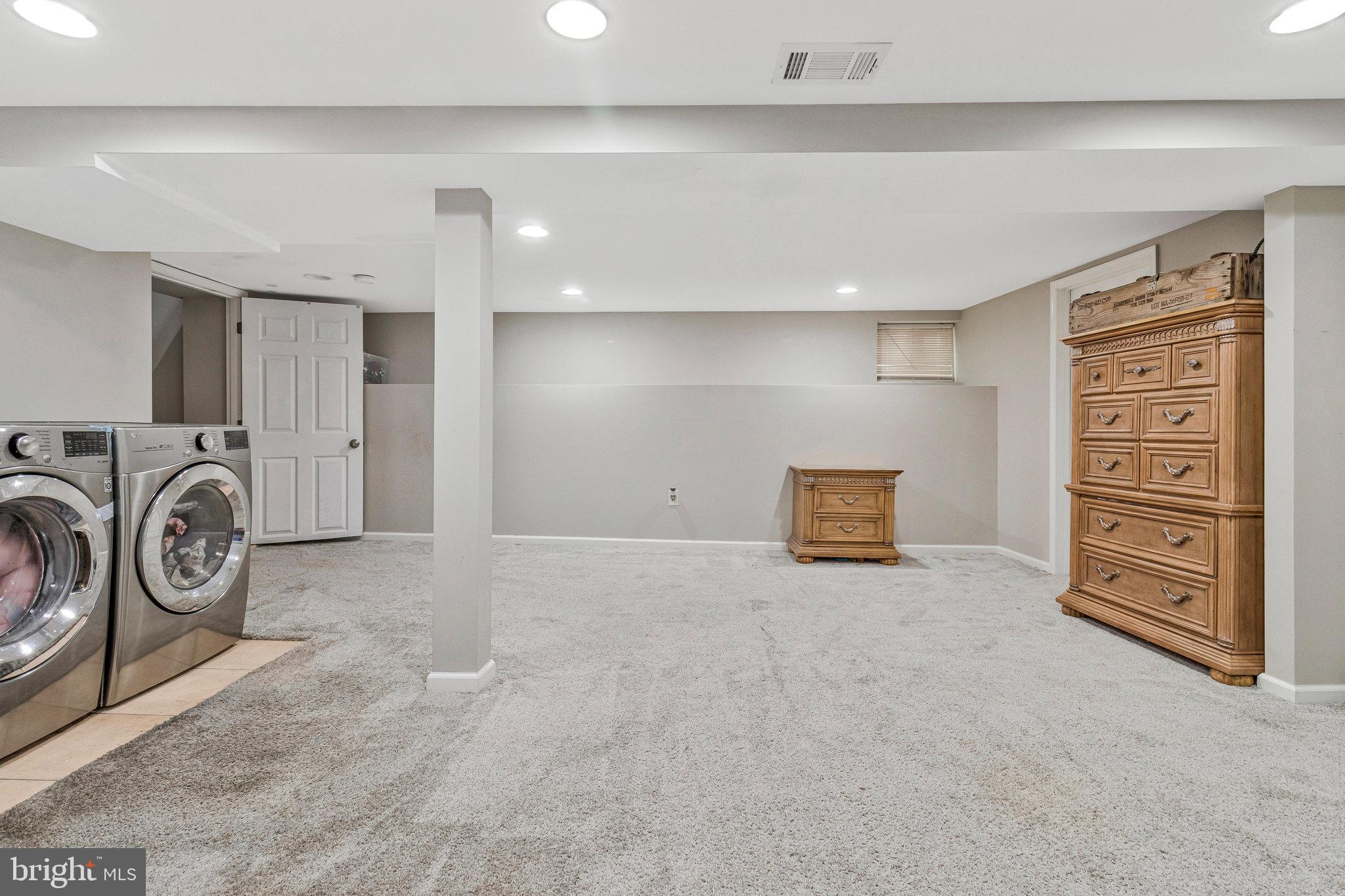 WEISMANS - Residential