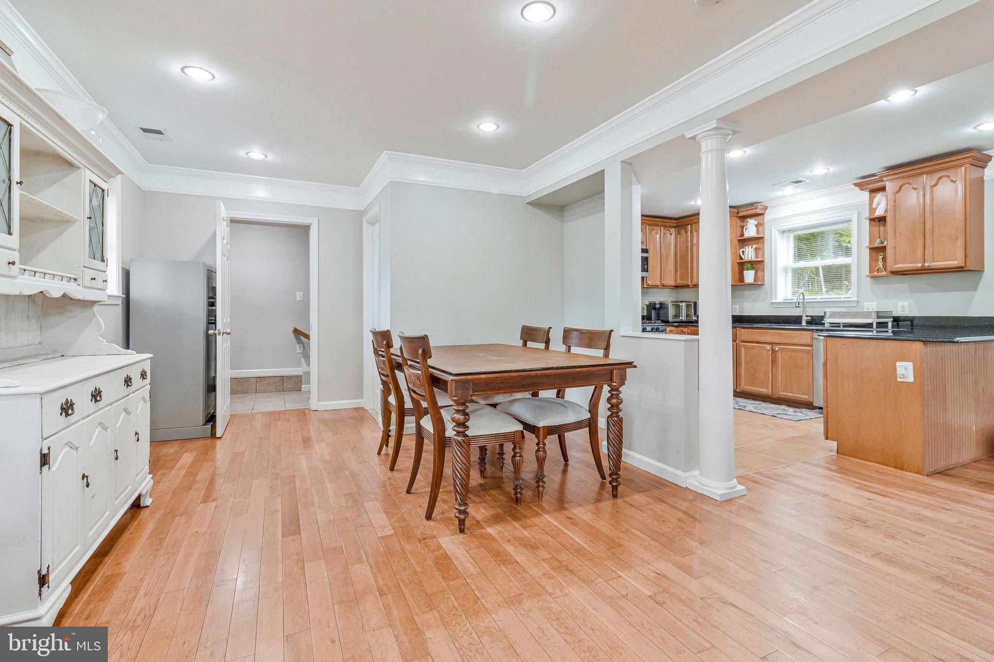 WEISMANS - Residential