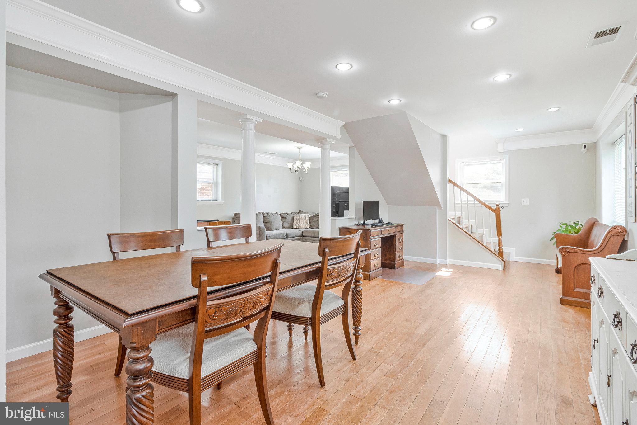 WEISMANS - Residential