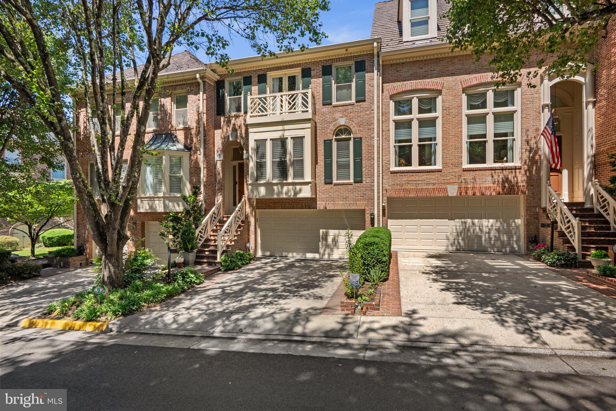 1532 HAMPTON HILL CIRCLE