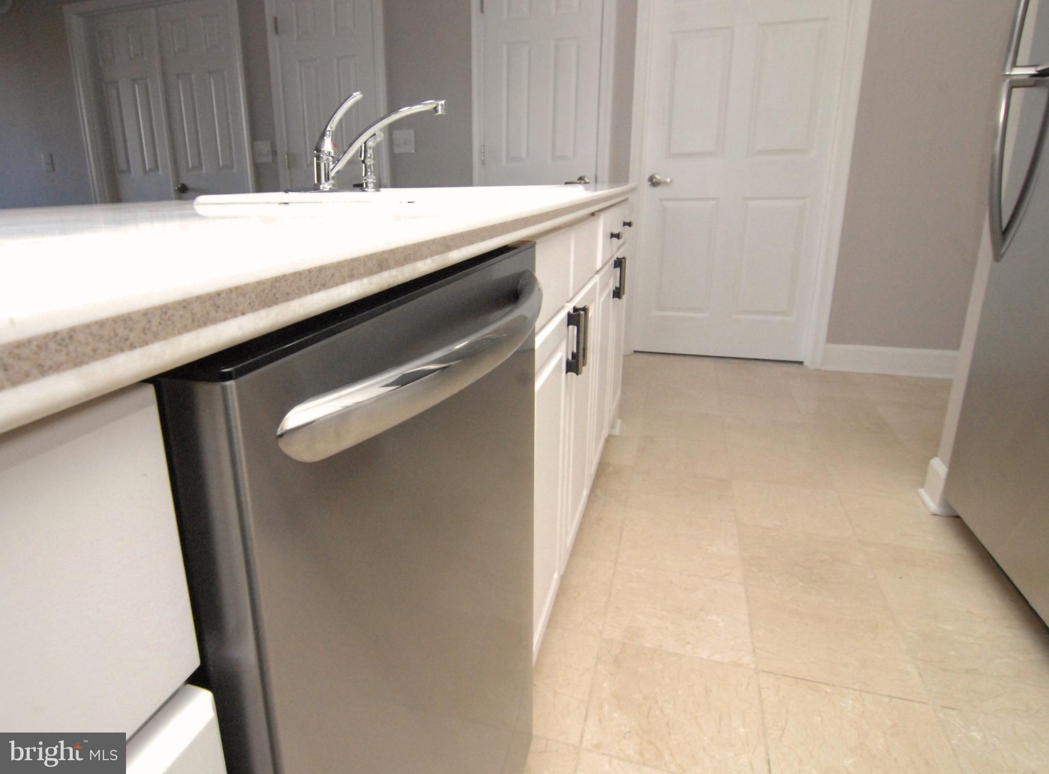 THE WILLIAMSBURG - Residential