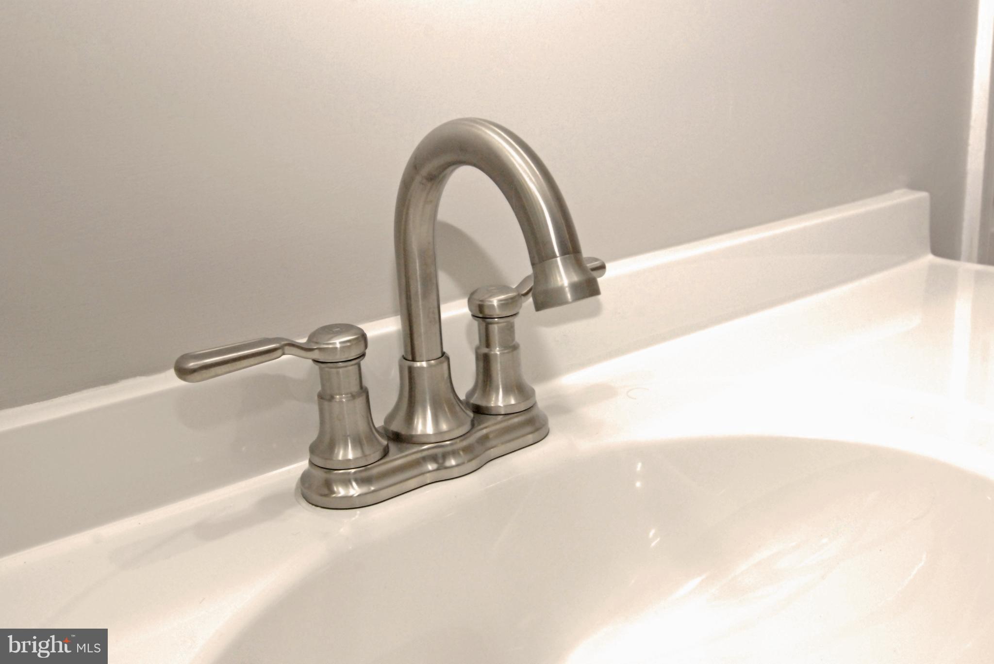 THE WILLIAMSBURG - Residential