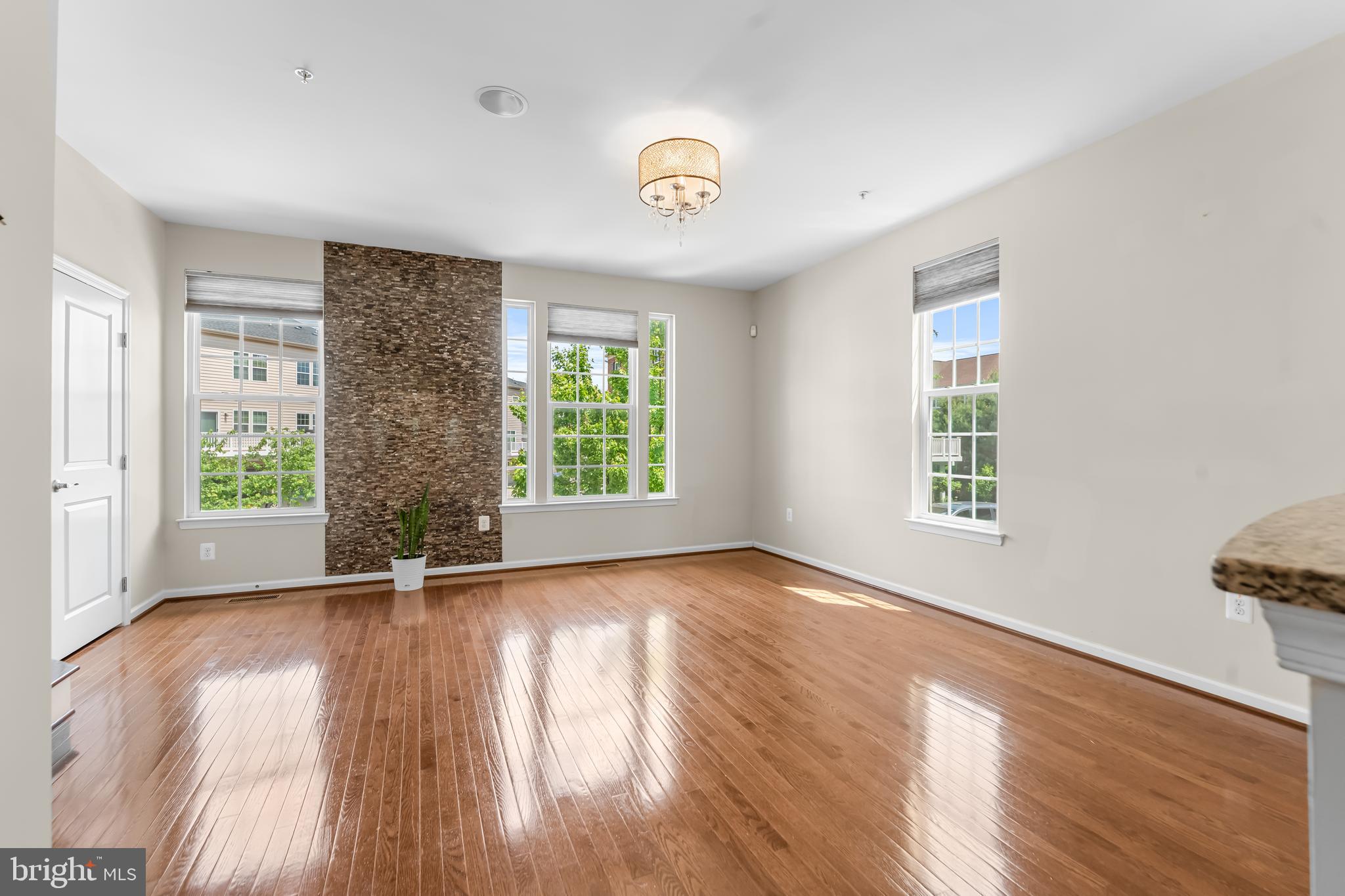 ELLICOTT CROSSING - Residential Lease