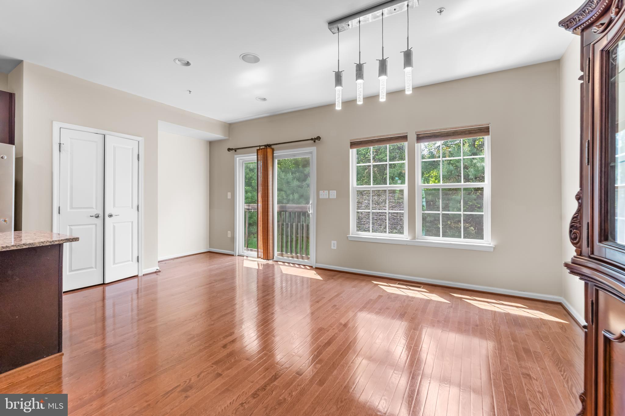 ELLICOTT CROSSING - Residential Lease