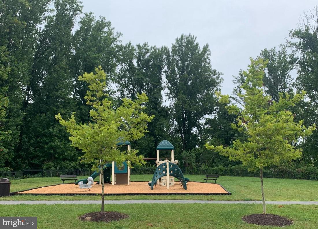 ELLICOTT CROSSING - Residential Lease