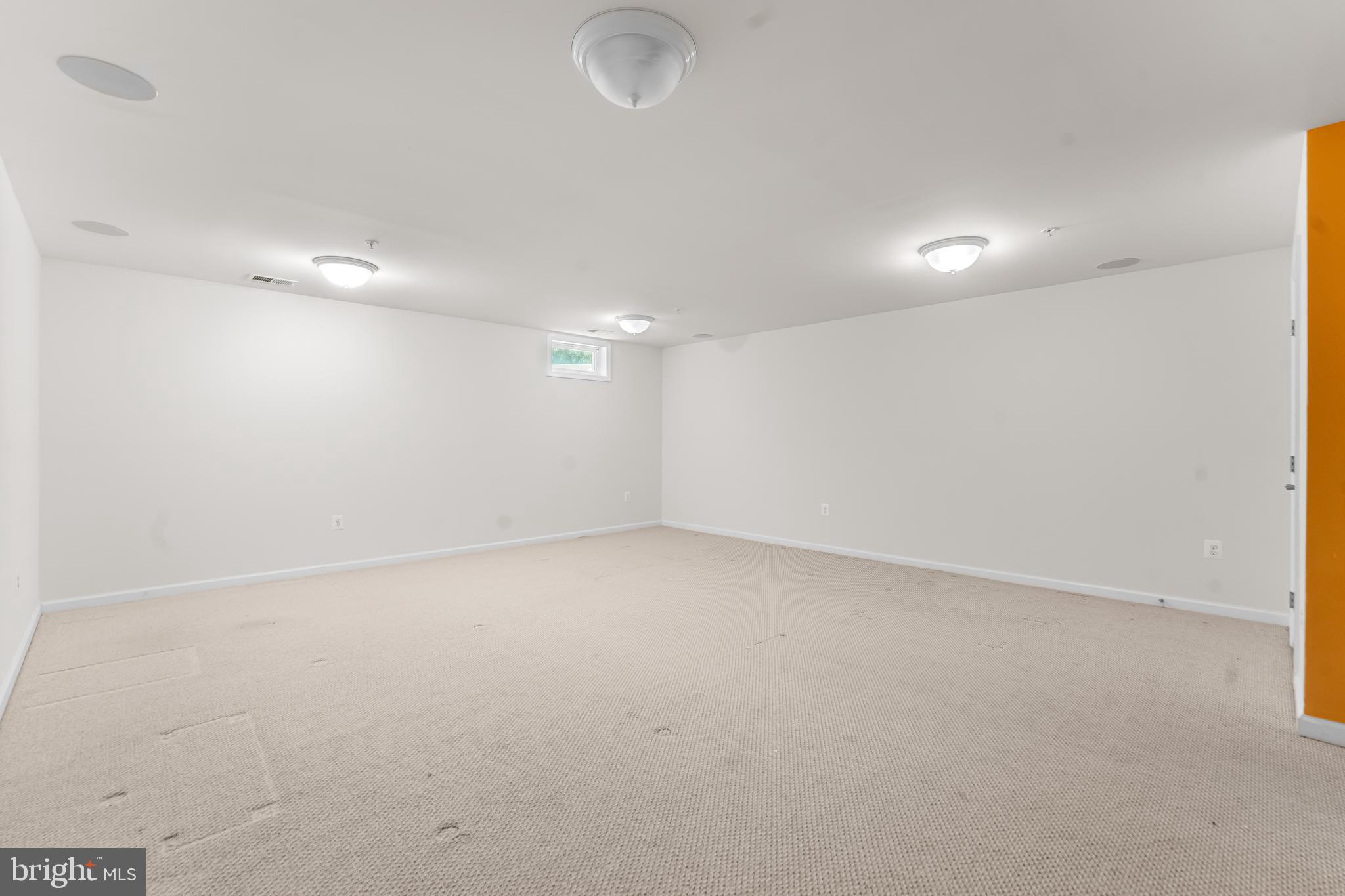 ELLICOTT CROSSING - Residential Lease