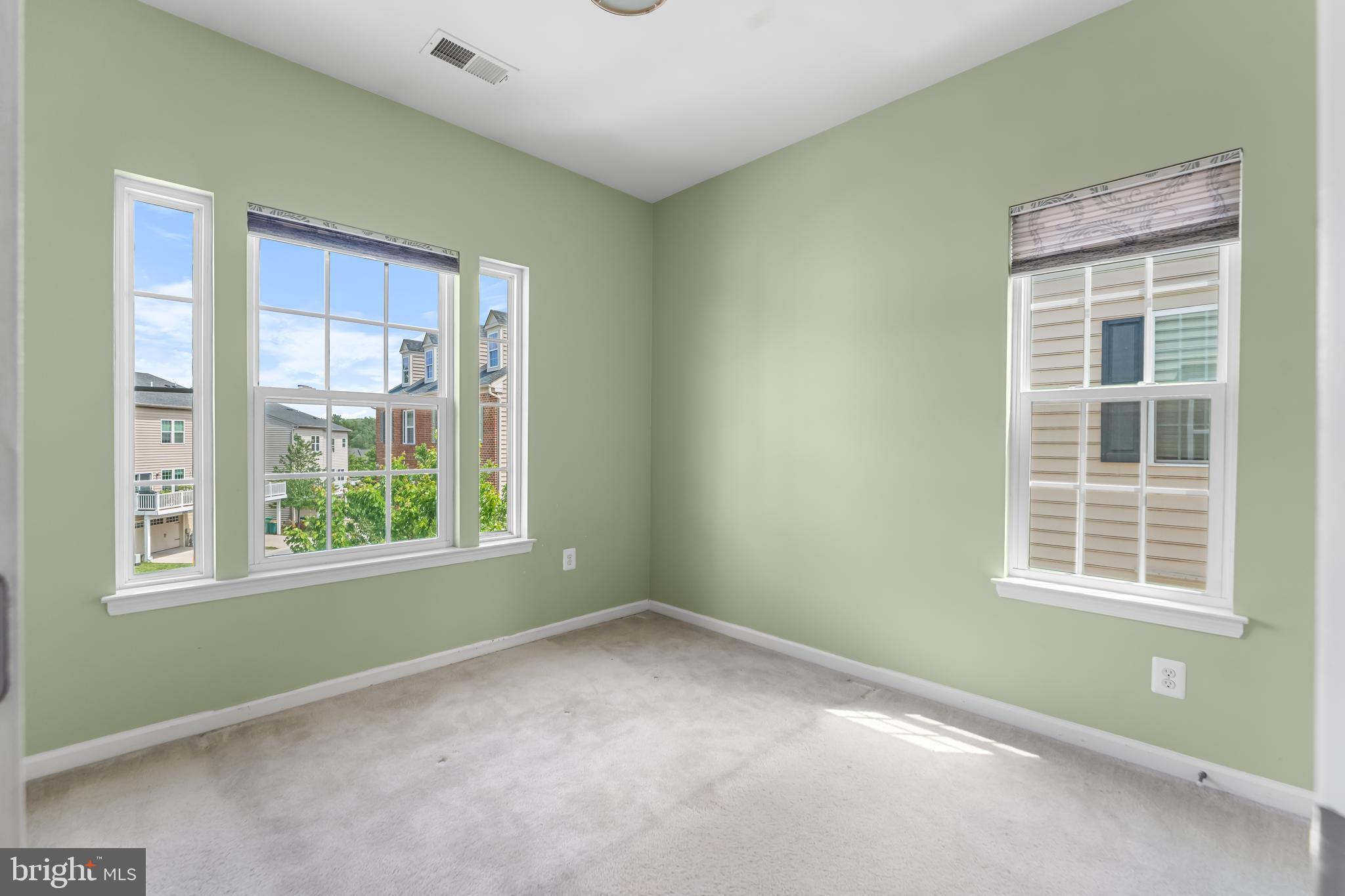 ELLICOTT CROSSING - Residential Lease