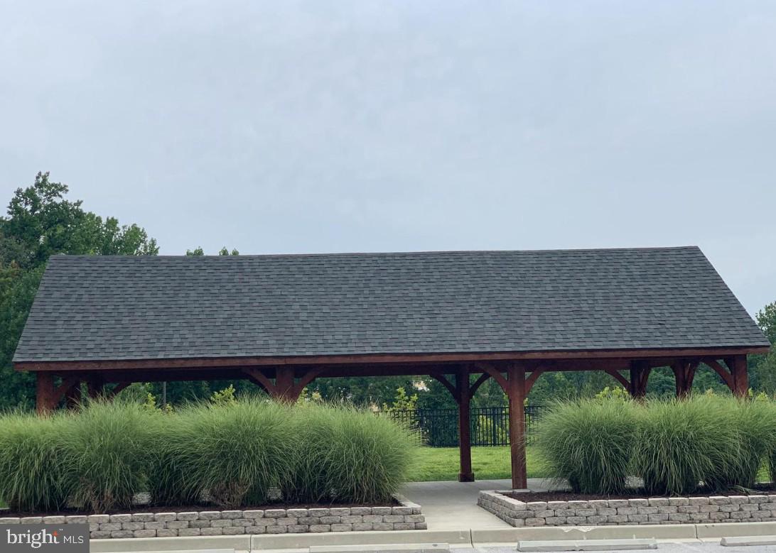 ELLICOTT CROSSING - Residential Lease