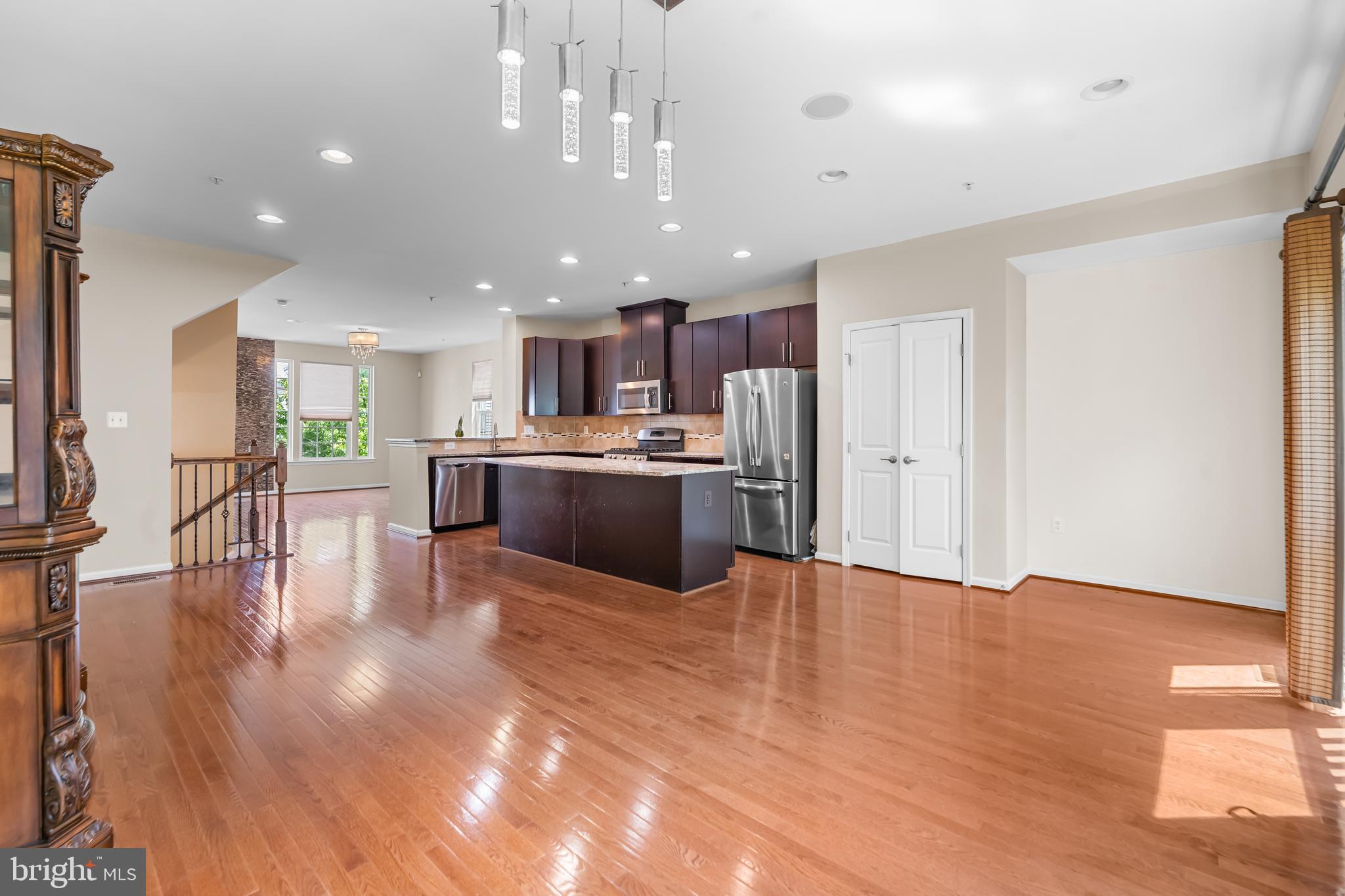 ELLICOTT CROSSING - Residential Lease