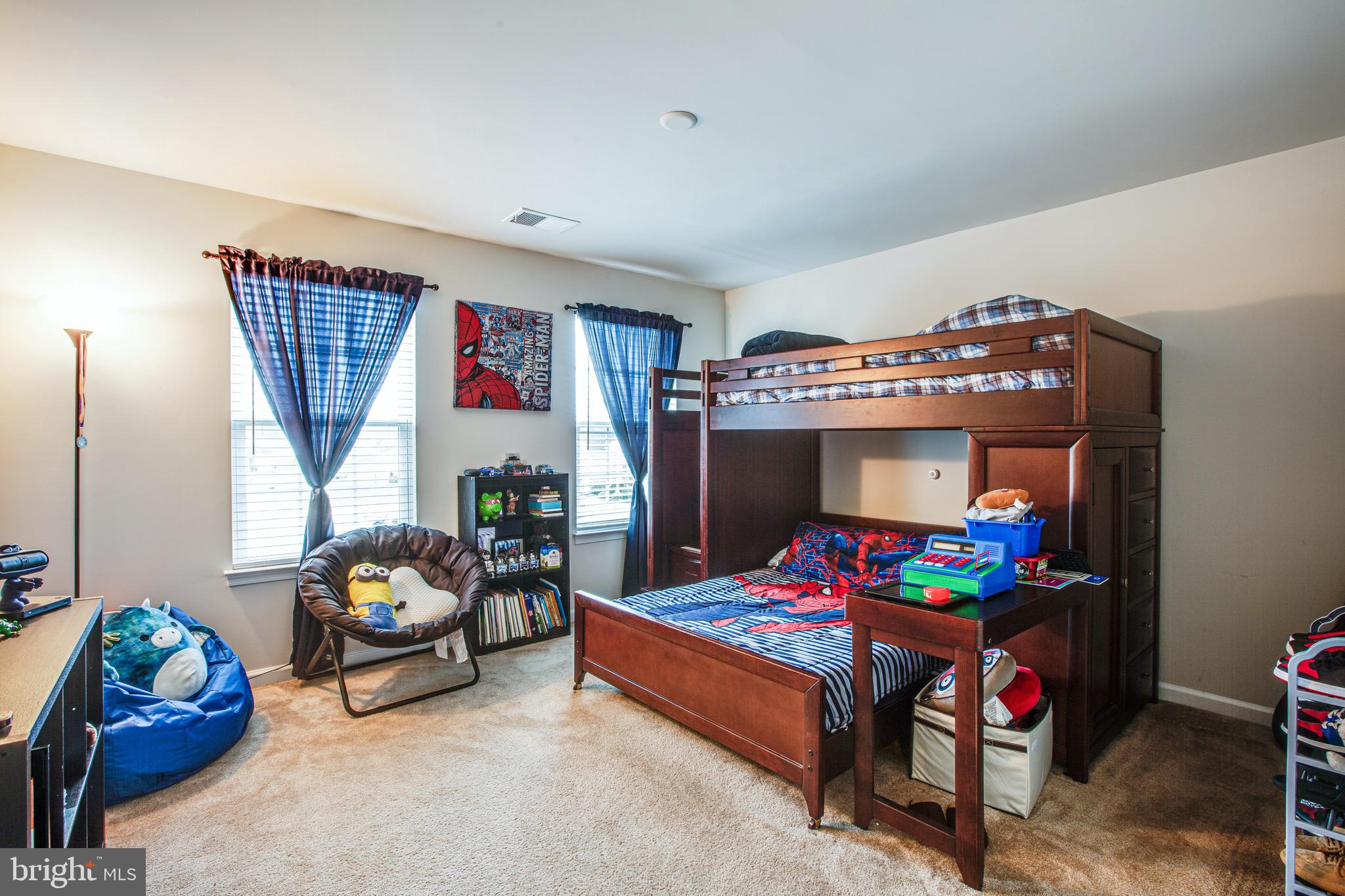 LIBERTY KNOLLS - Residential