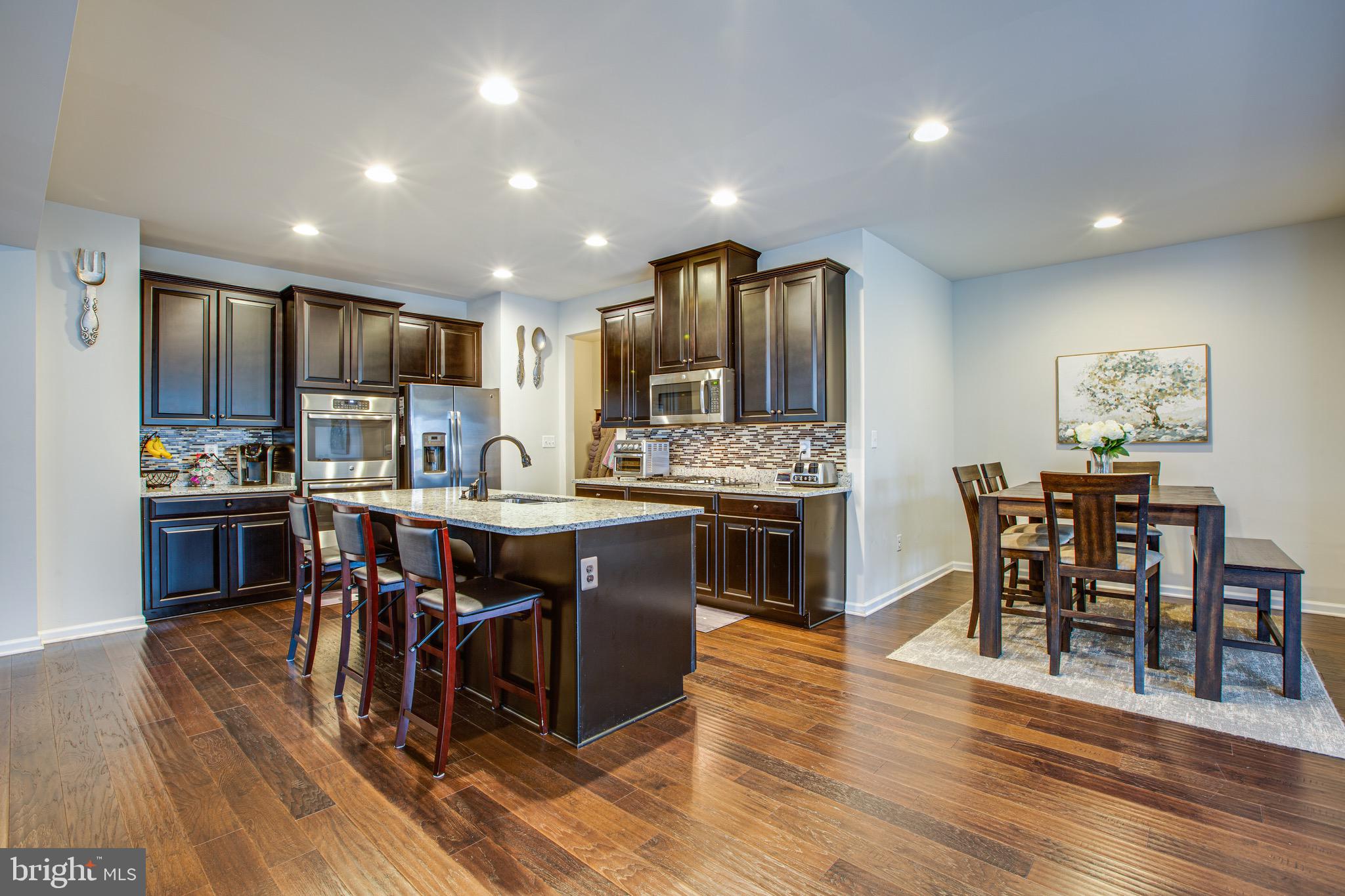 LIBERTY KNOLLS - Residential