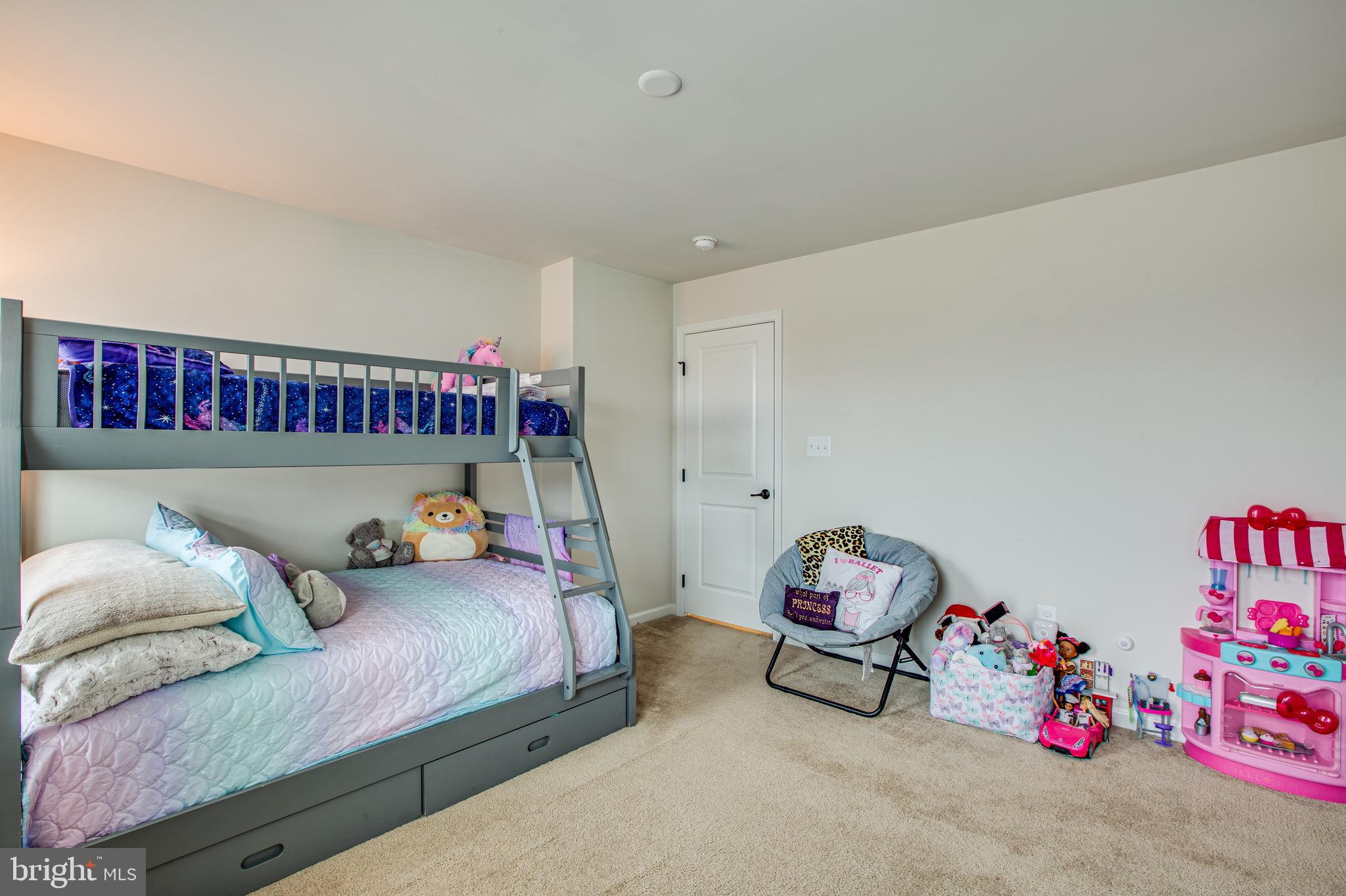 LIBERTY KNOLLS - Residential