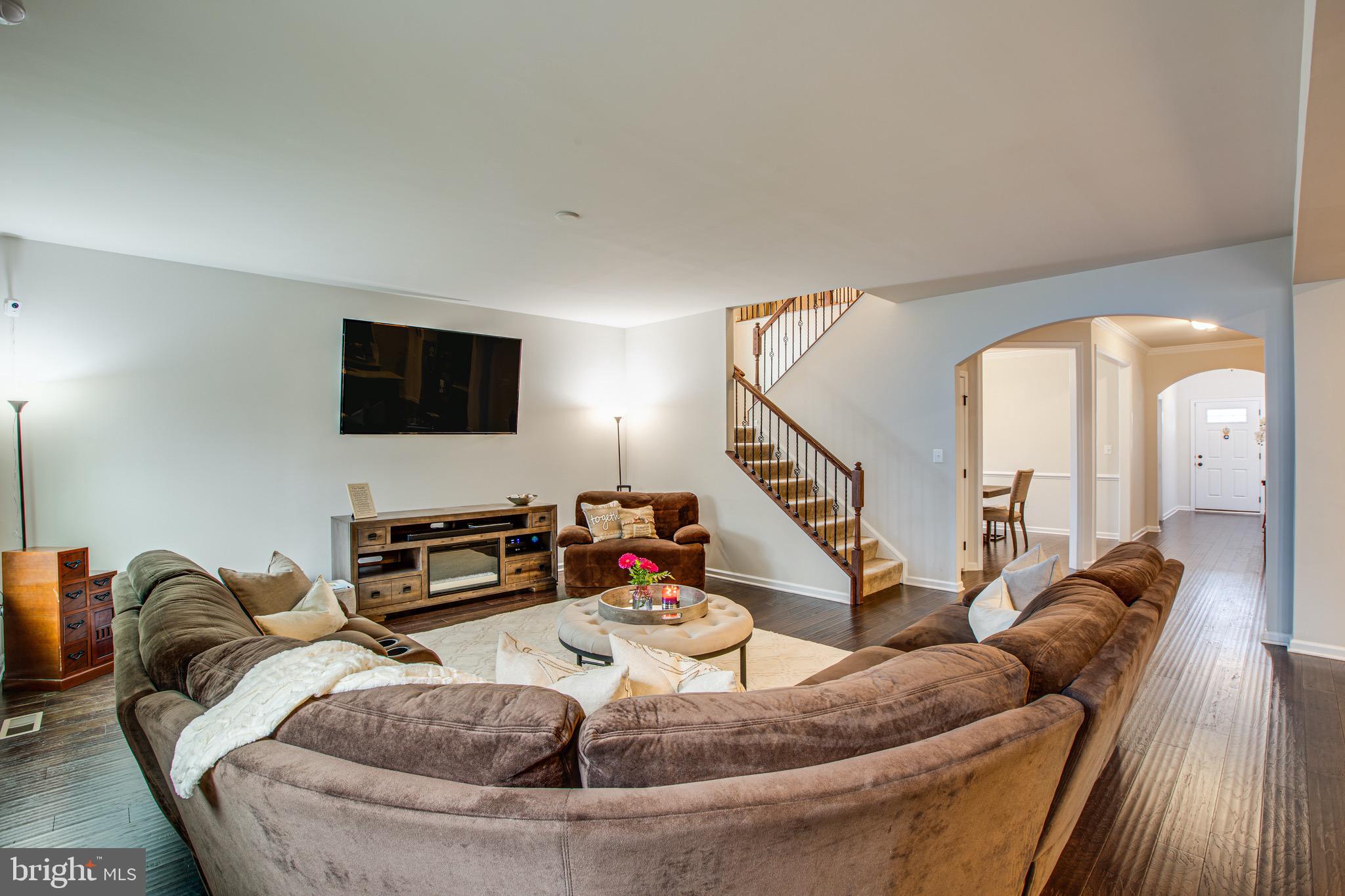 LIBERTY KNOLLS - Residential