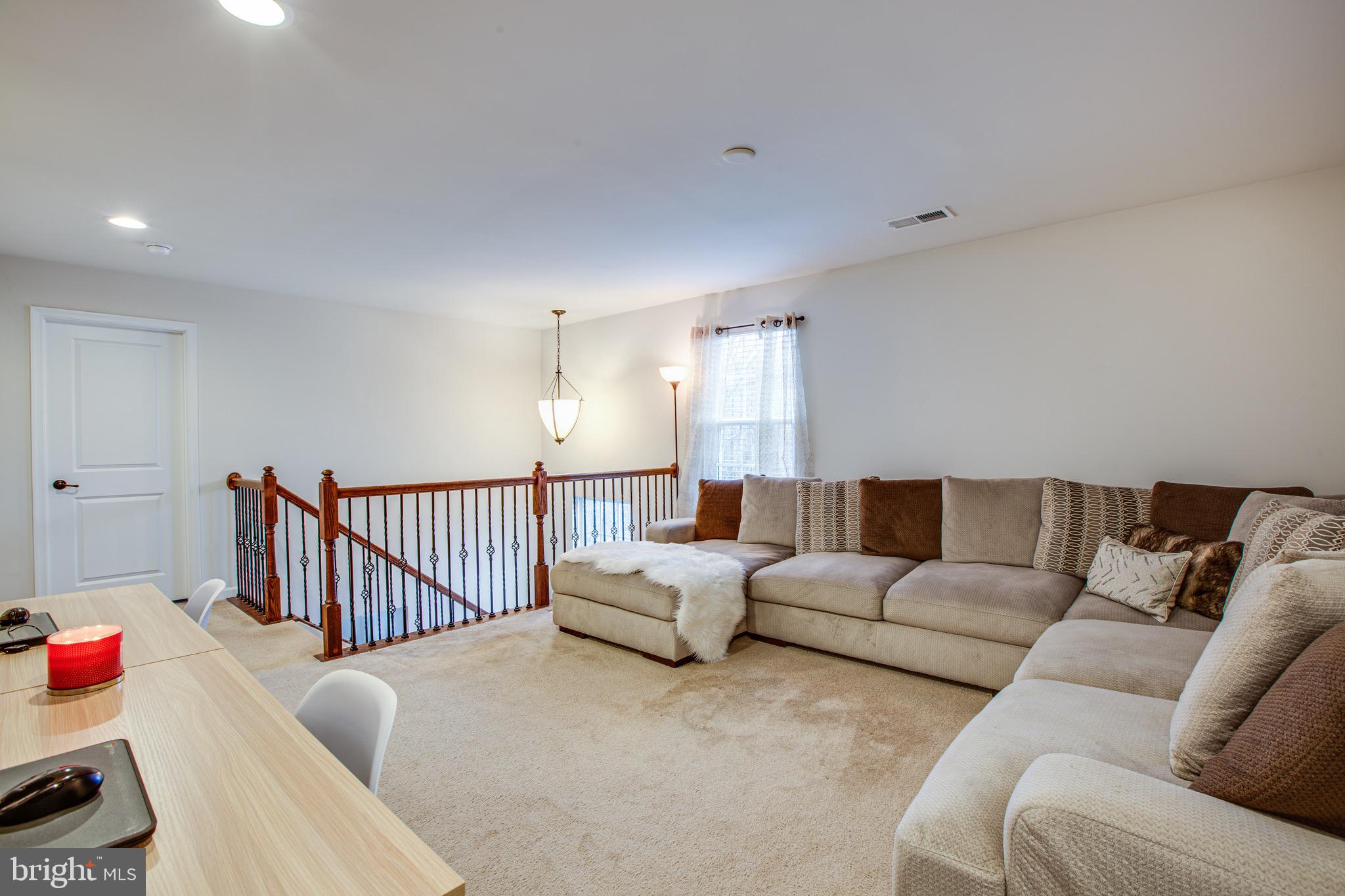 LIBERTY KNOLLS - Residential