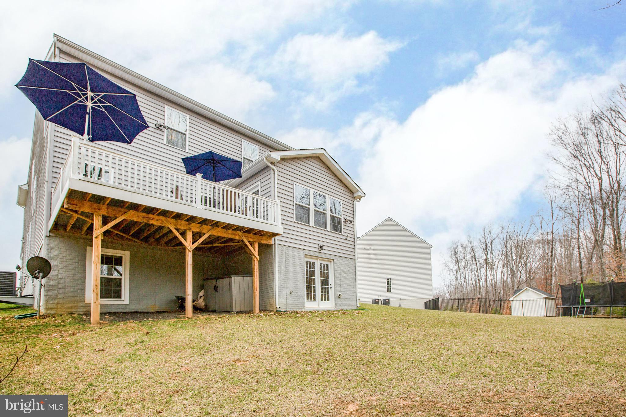 LIBERTY KNOLLS - Residential