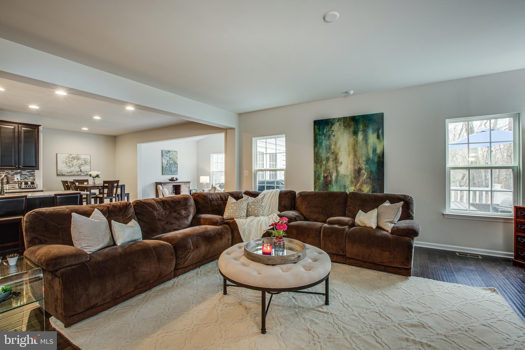 LIBERTY KNOLLS - Residential