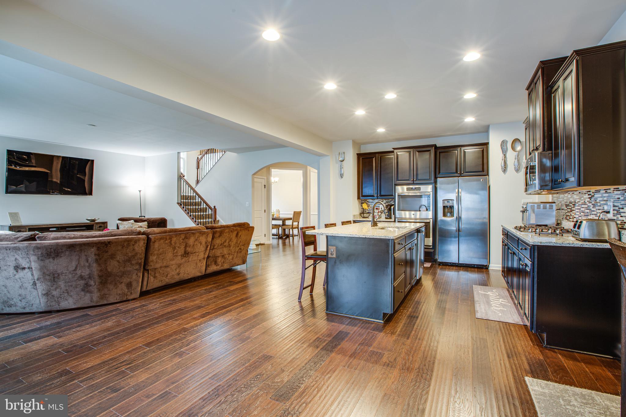 LIBERTY KNOLLS - Residential