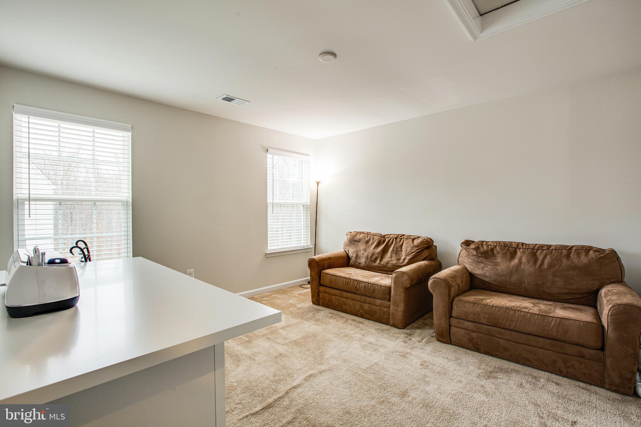 LIBERTY KNOLLS - Residential