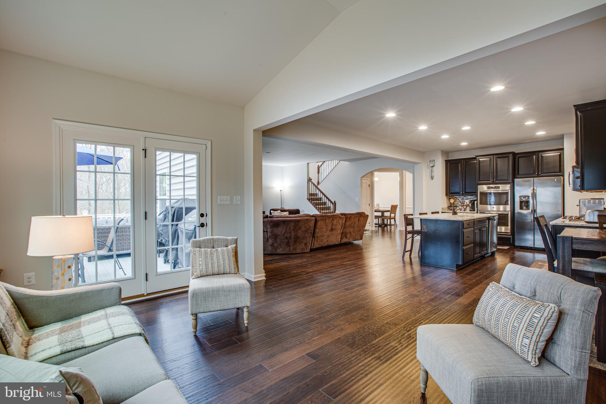 LIBERTY KNOLLS - Residential