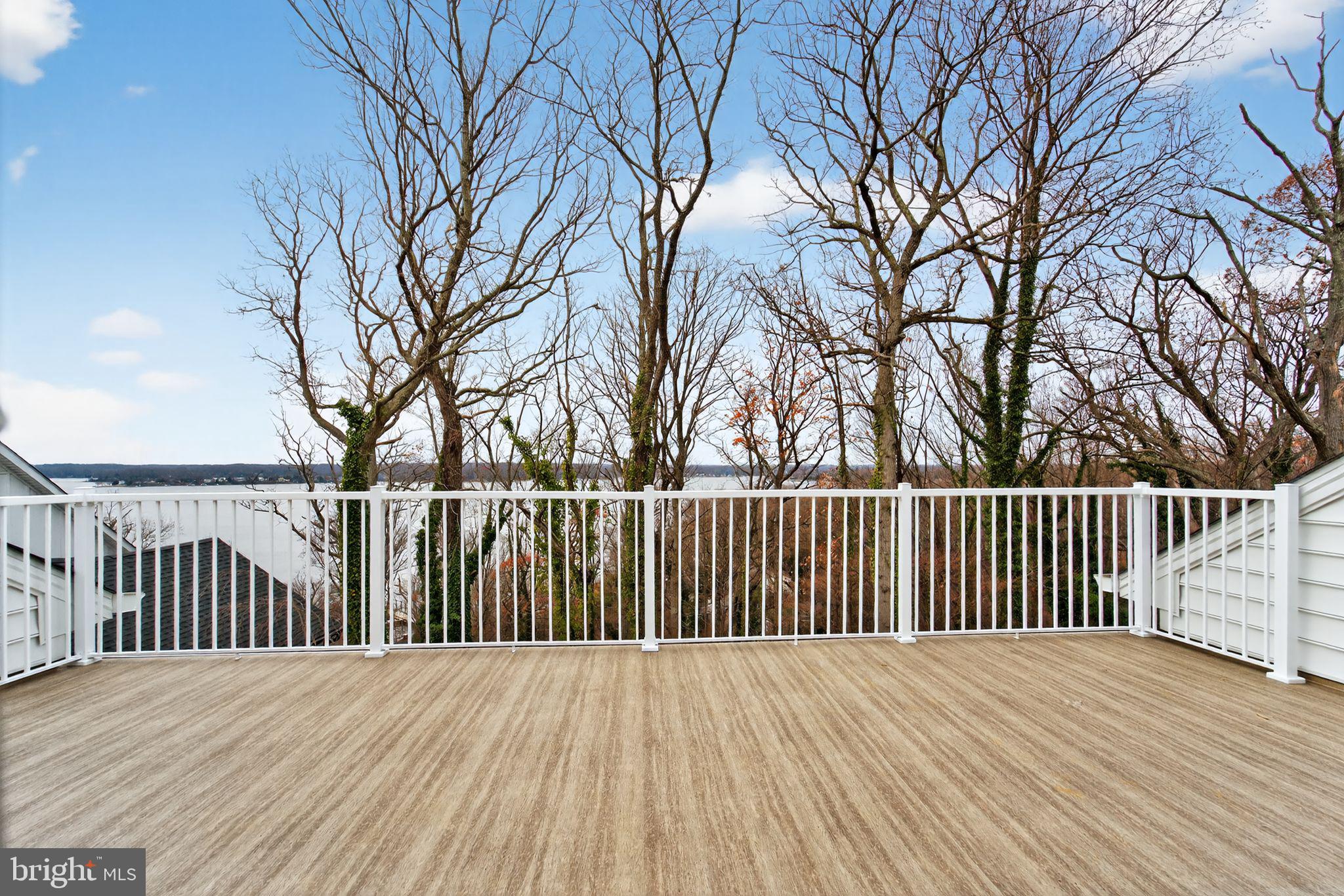 ROUND BAY - Residential