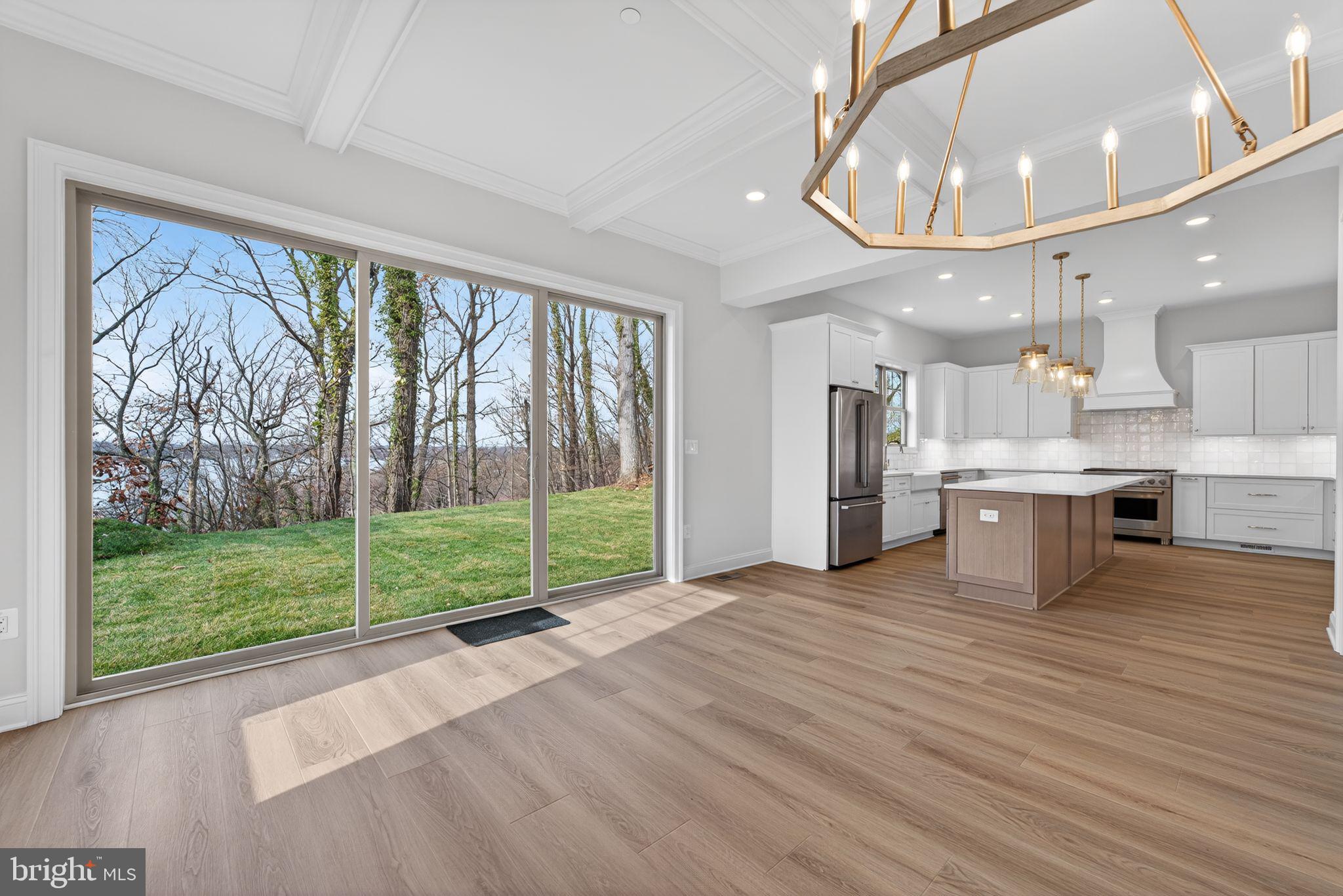 ROUND BAY - Residential