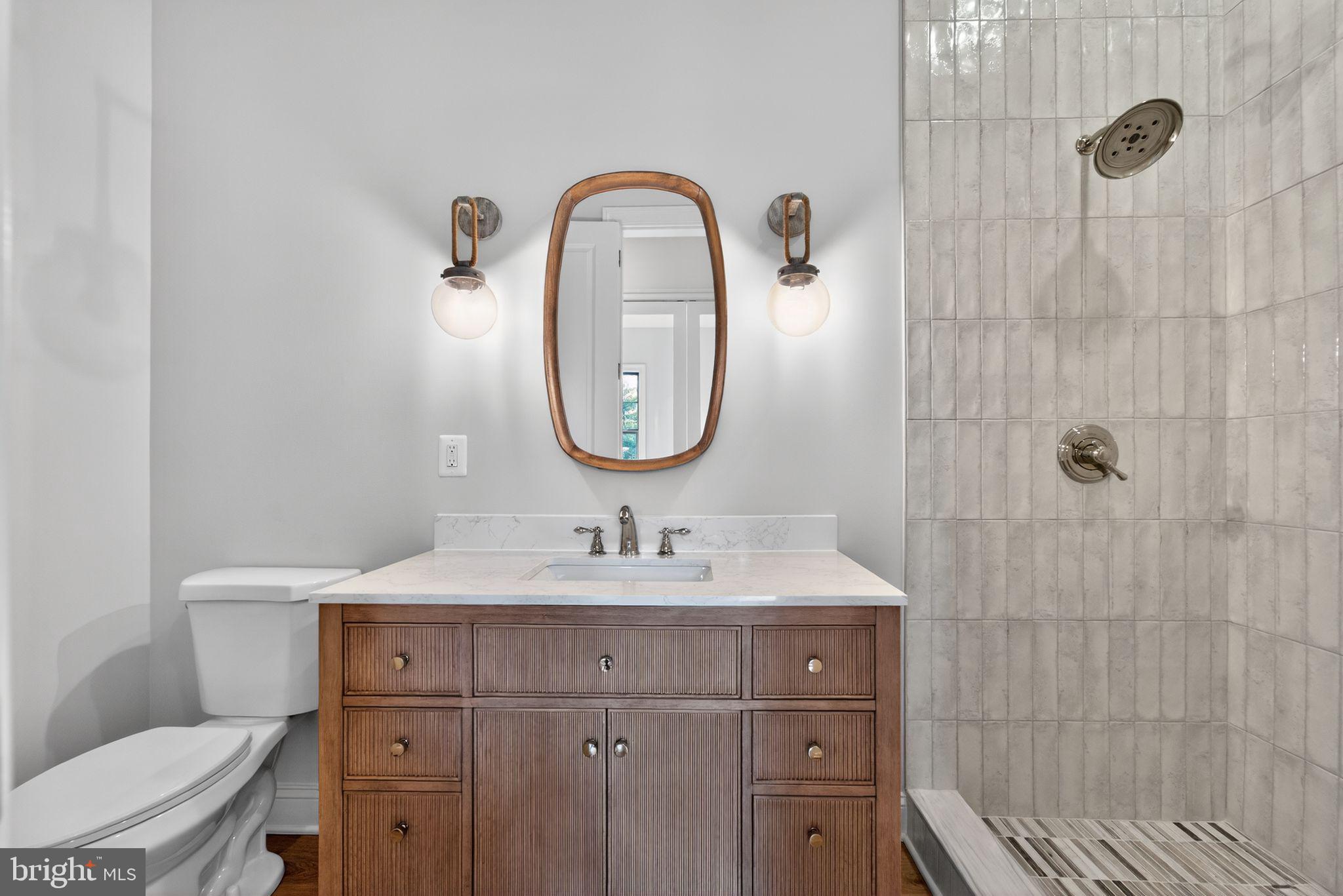 ROUND BAY - Residential