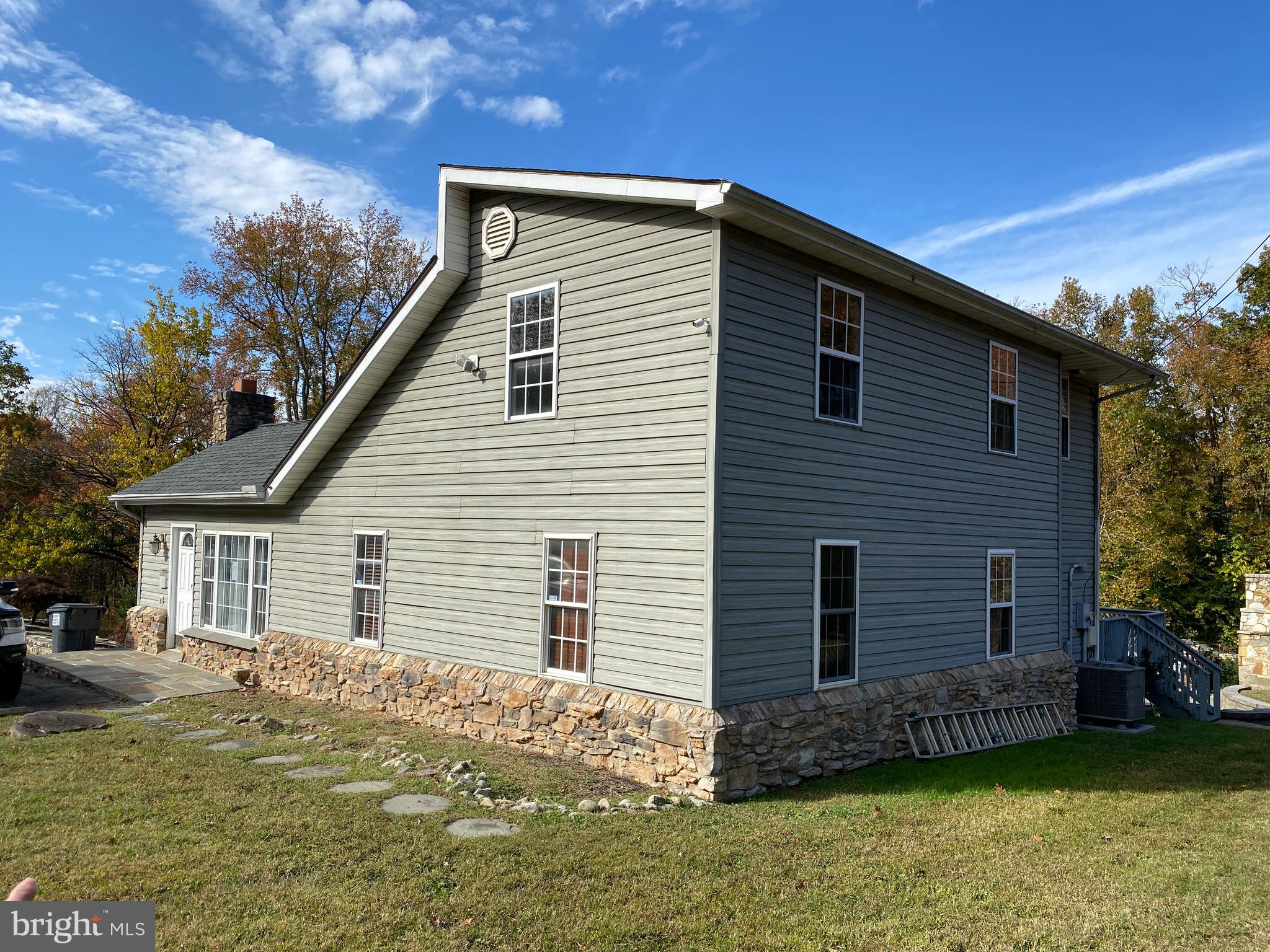 321 CAMBRIDGE STREET