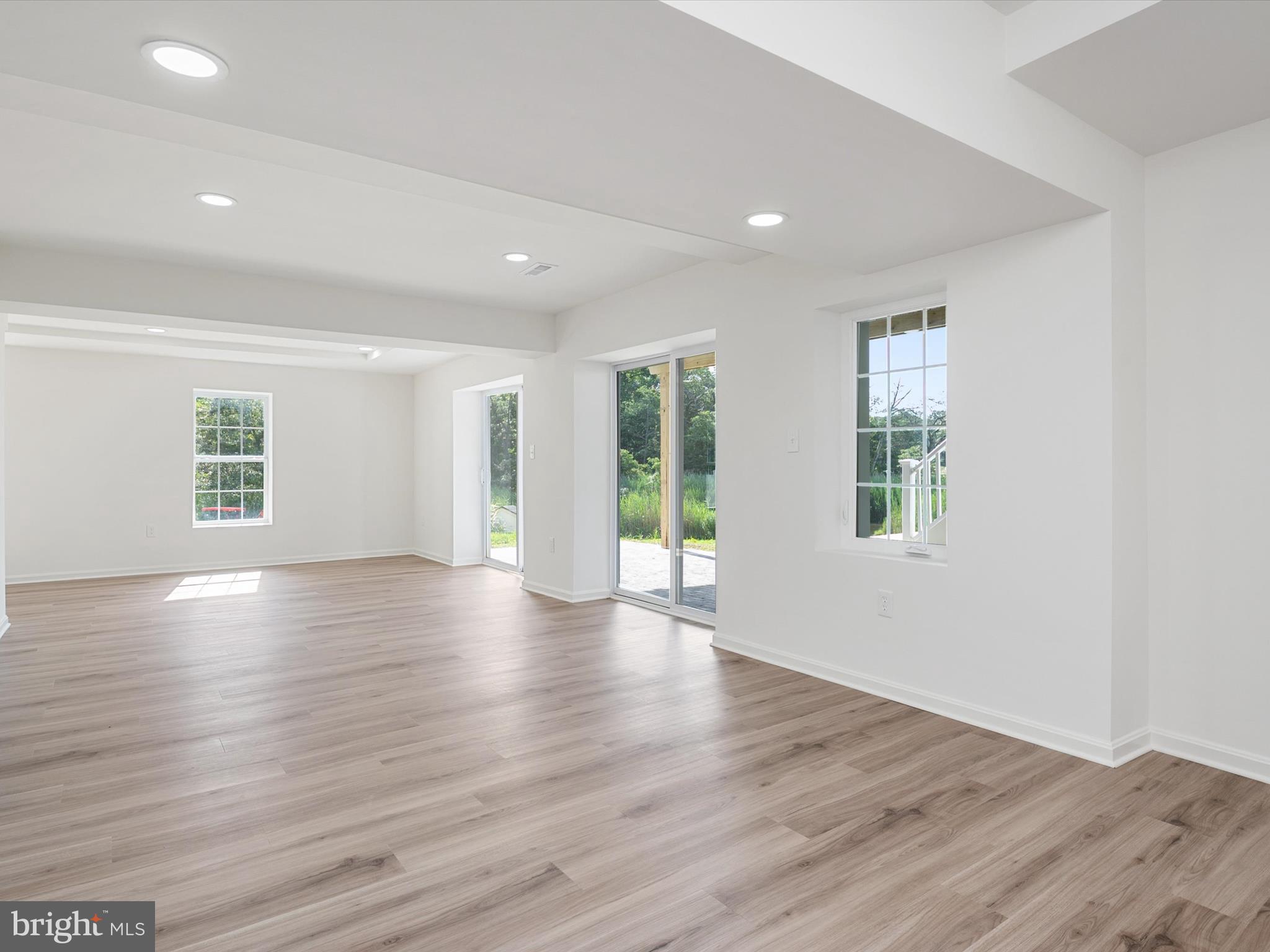 STEEDMANS POINT - Residential