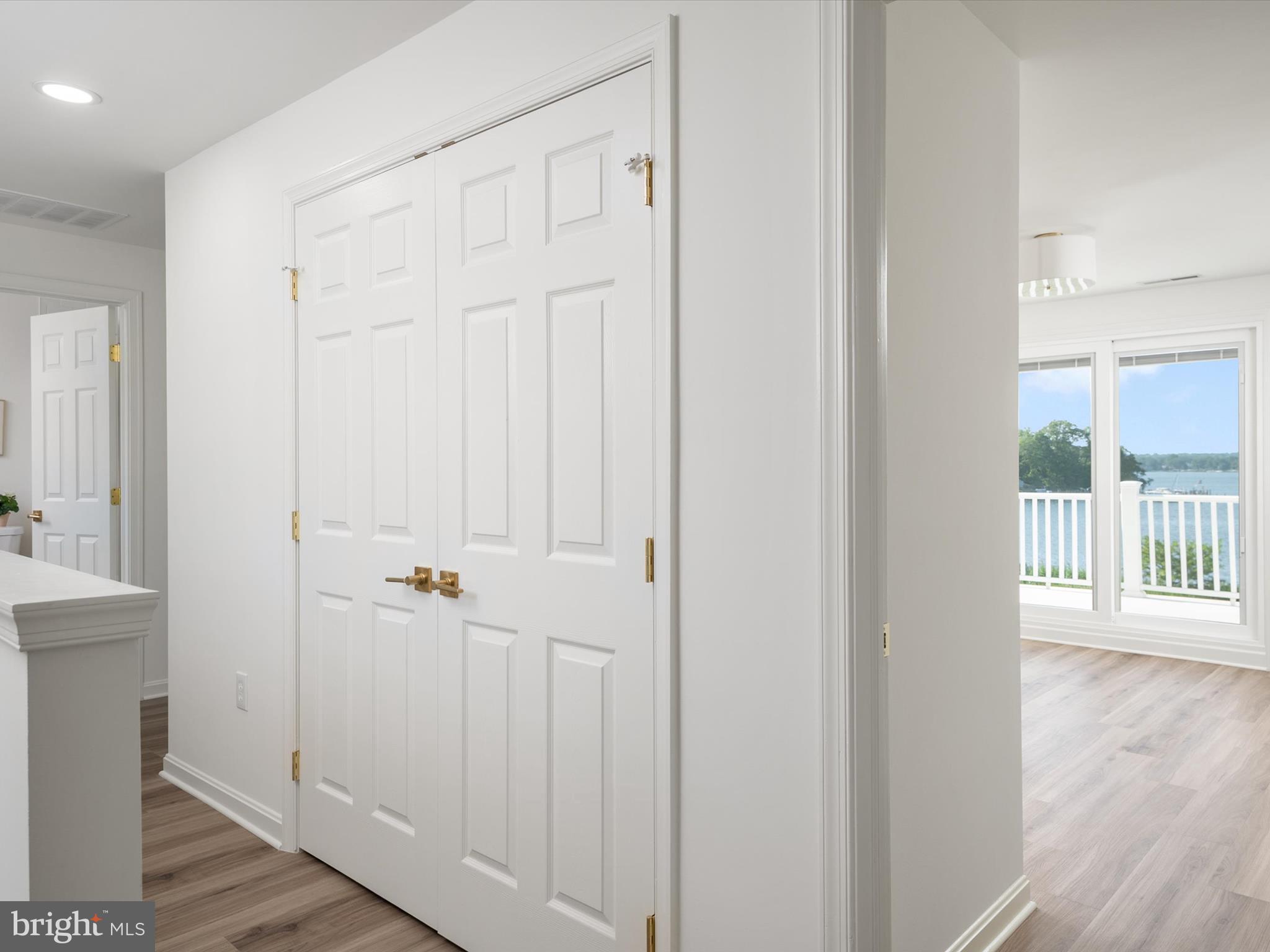 STEEDMANS POINT - Residential