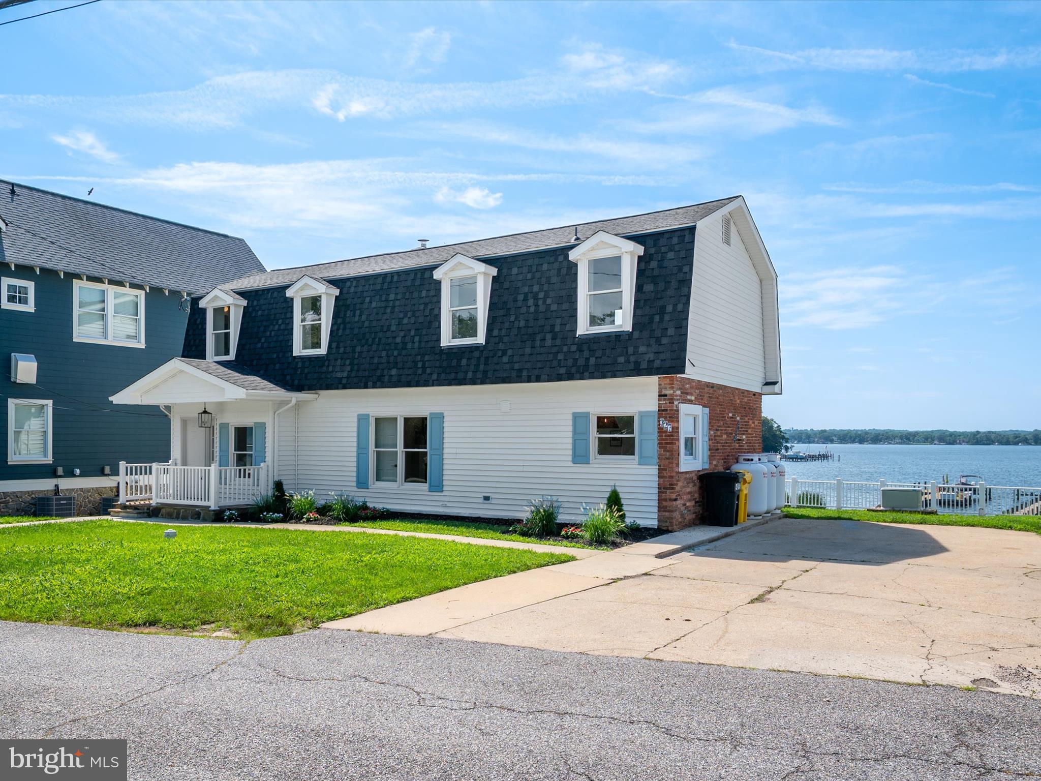 STEEDMANS POINT - Residential