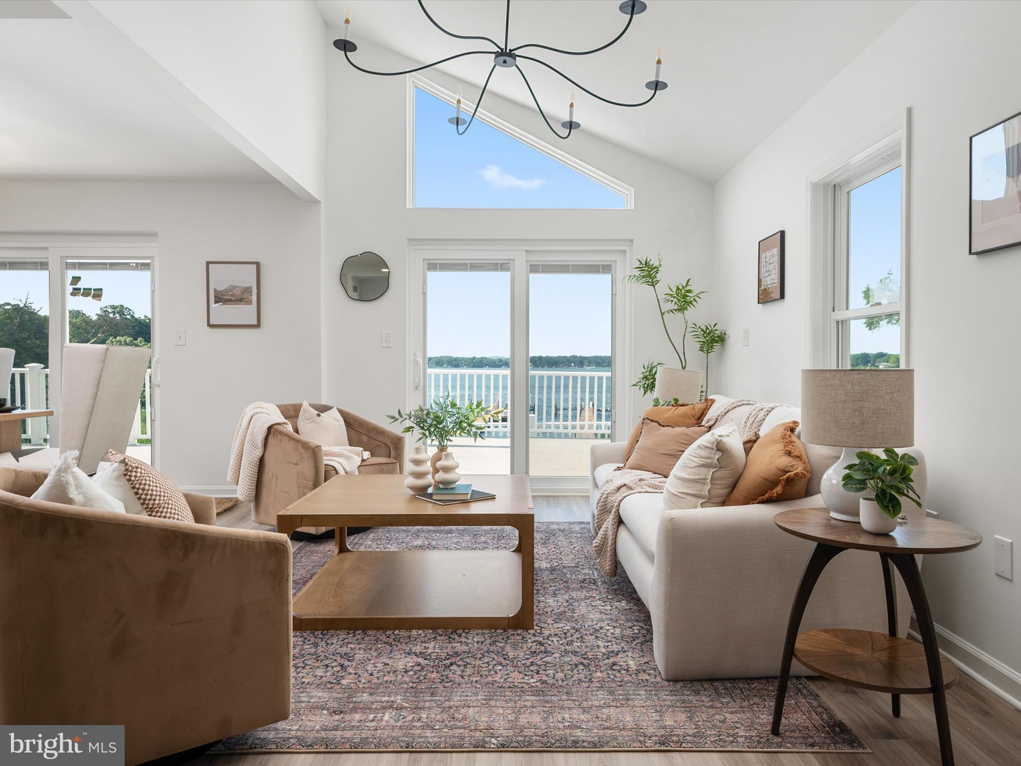 STEEDMANS POINT - Residential