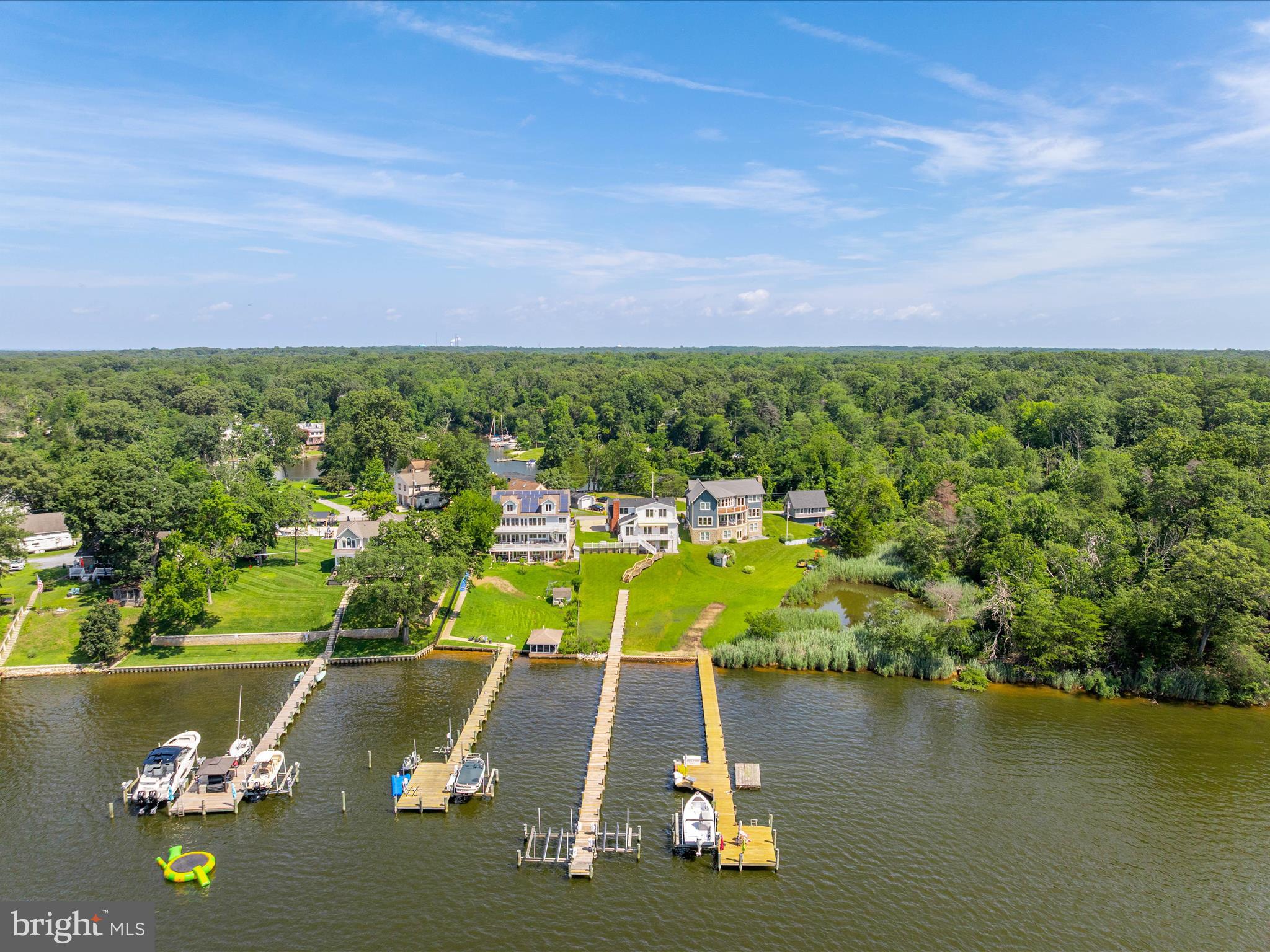 STEEDMANS POINT - Residential