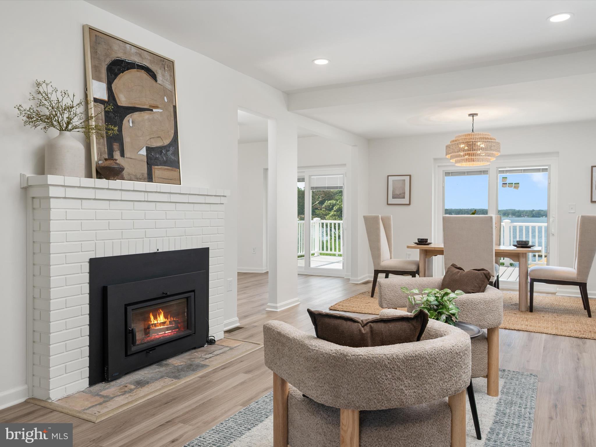 STEEDMANS POINT - Residential