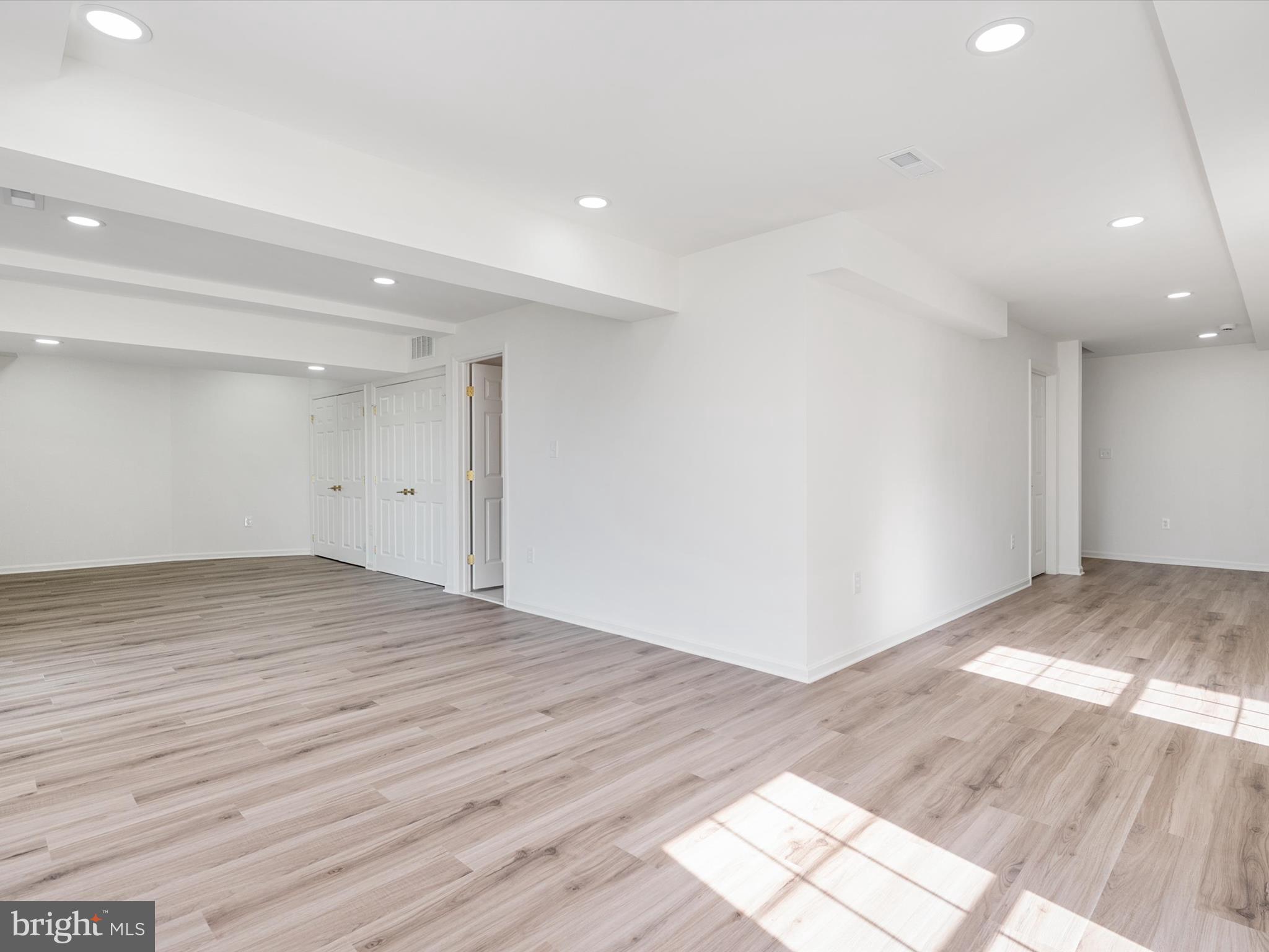 STEEDMANS POINT - Residential