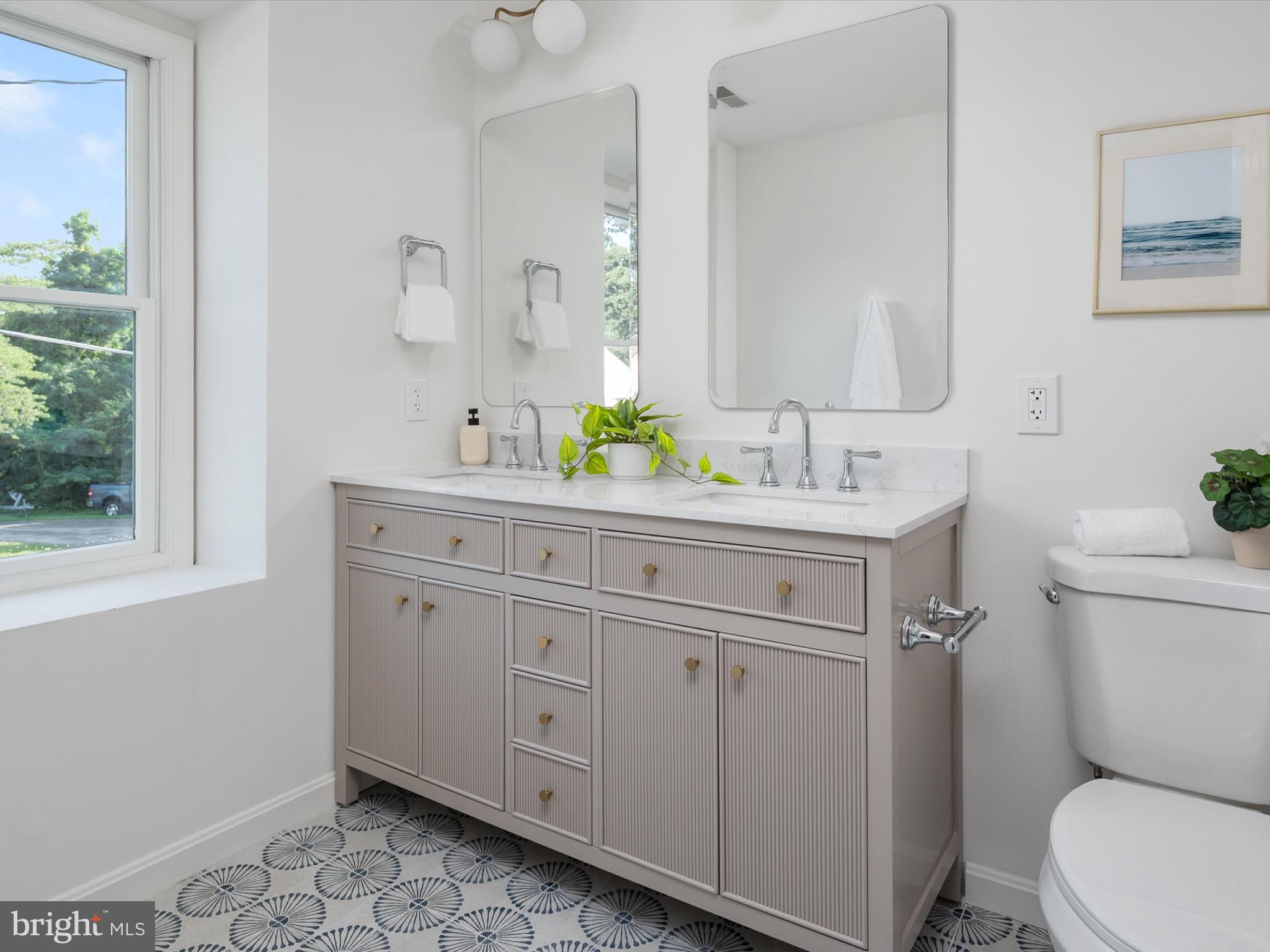 STEEDMANS POINT - Residential