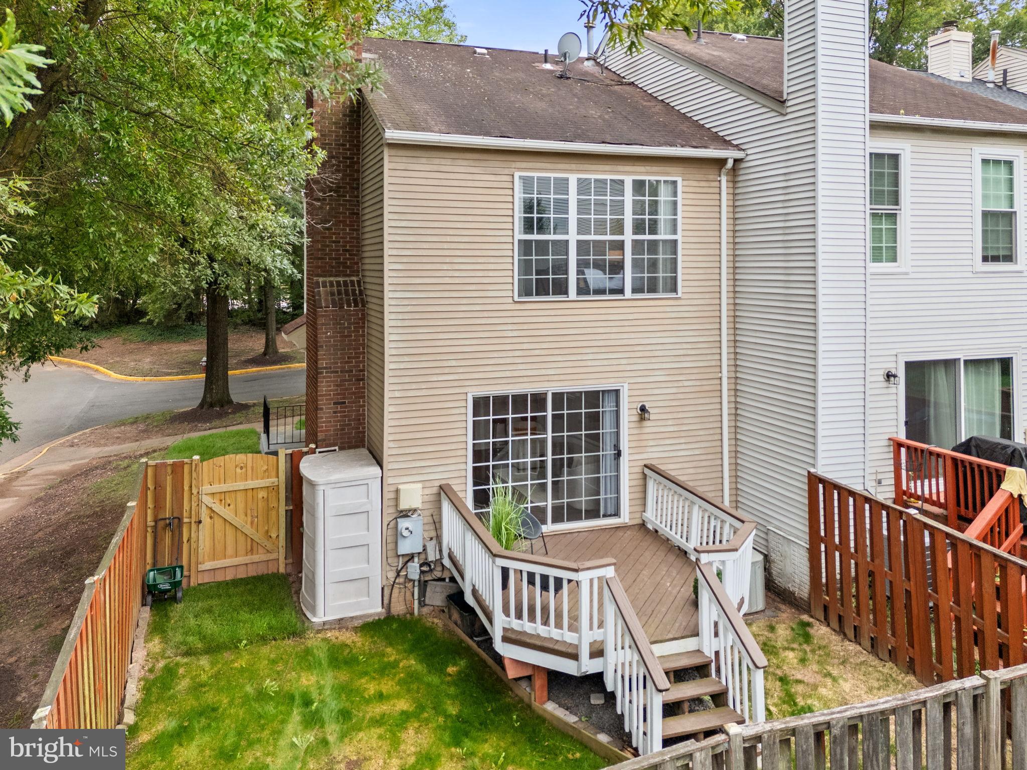 PENDERBROOK - Residential