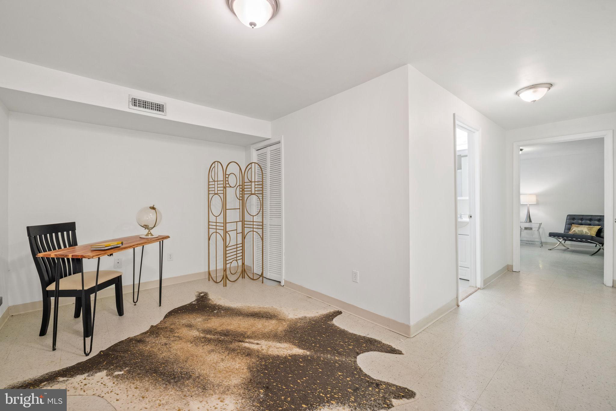 PENDERBROOK - Residential