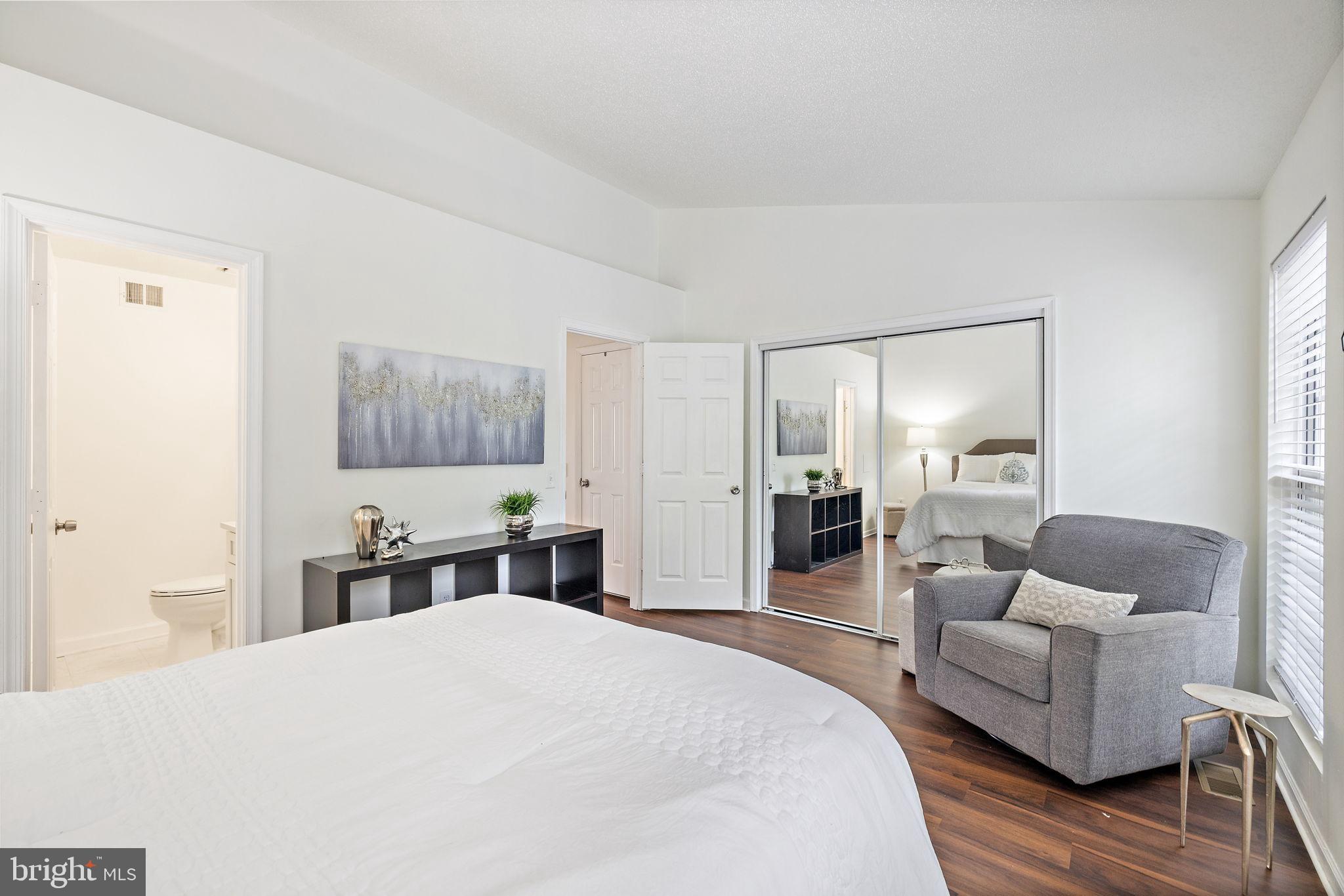 PENDERBROOK - Residential