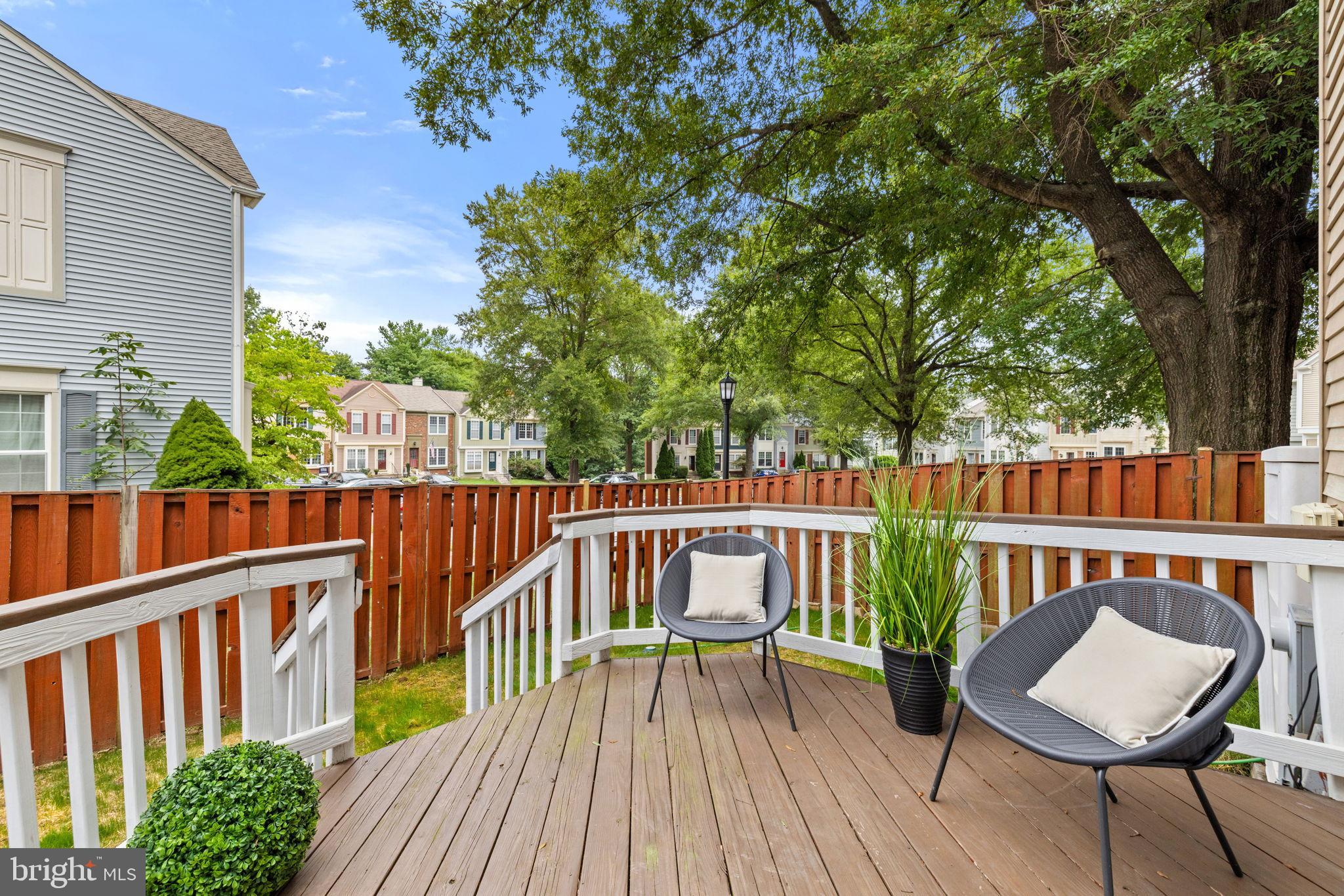 PENDERBROOK - Residential