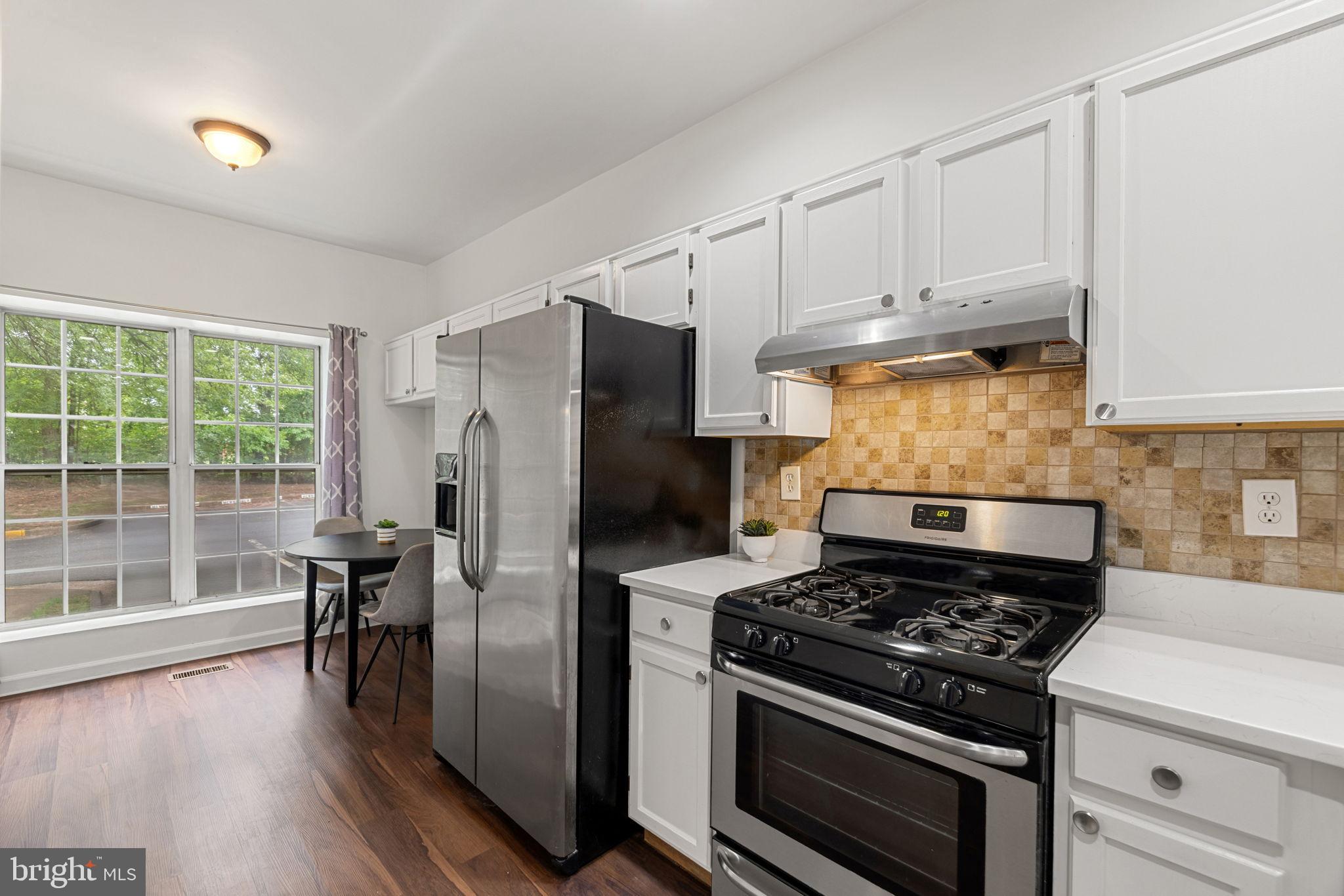 PENDERBROOK - Residential