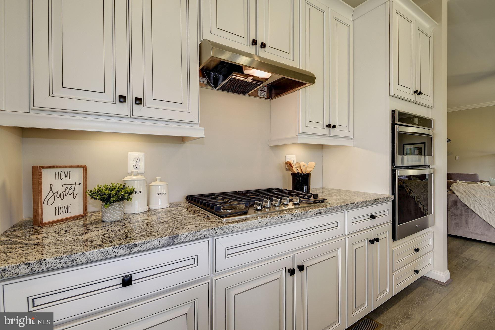 OAKDALE WOODS - Residential