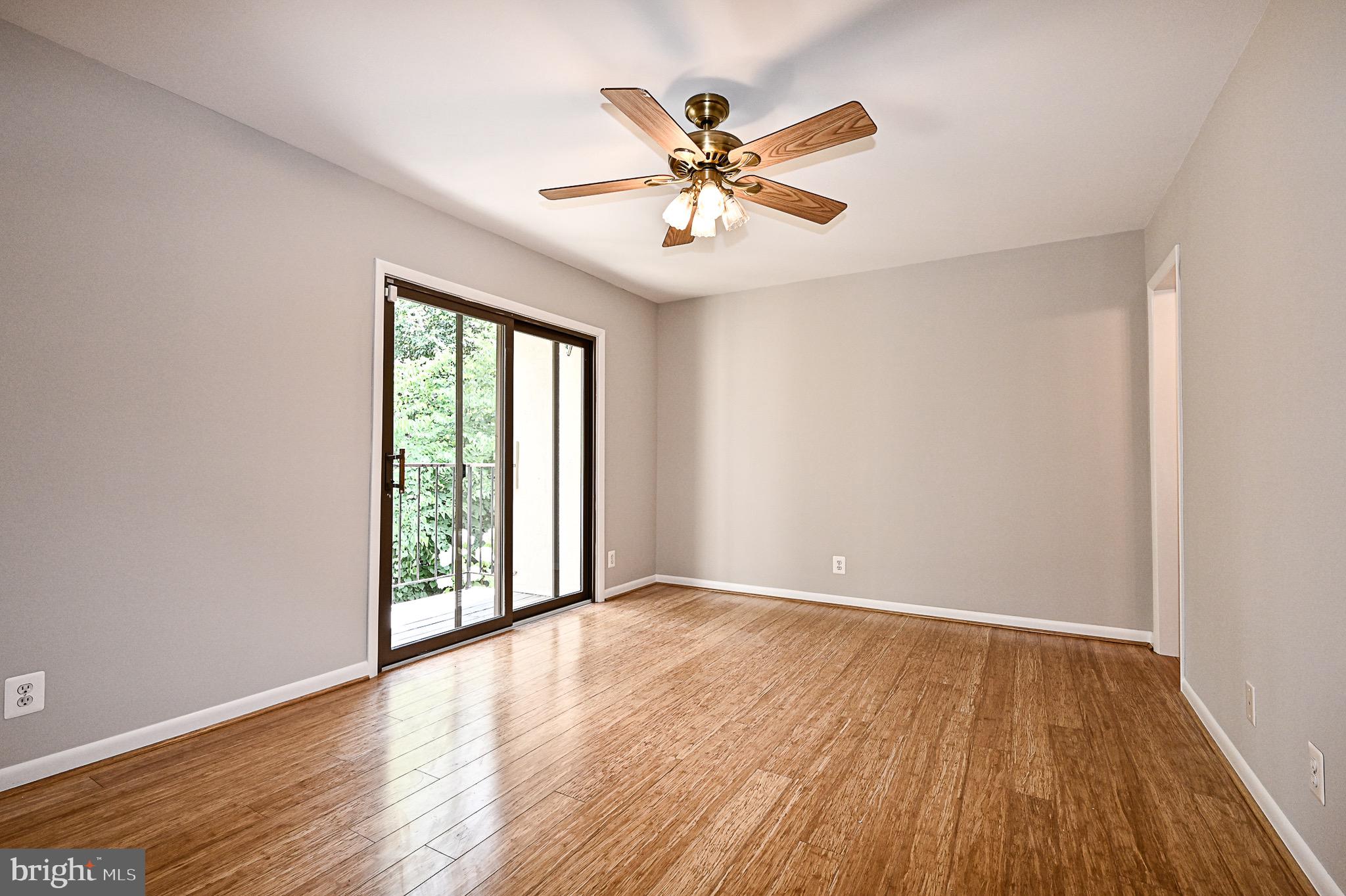 RESTON - Residential Lease