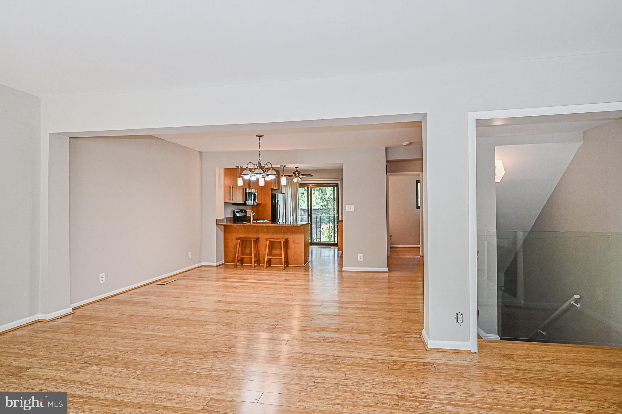 RESTON - Residential Lease