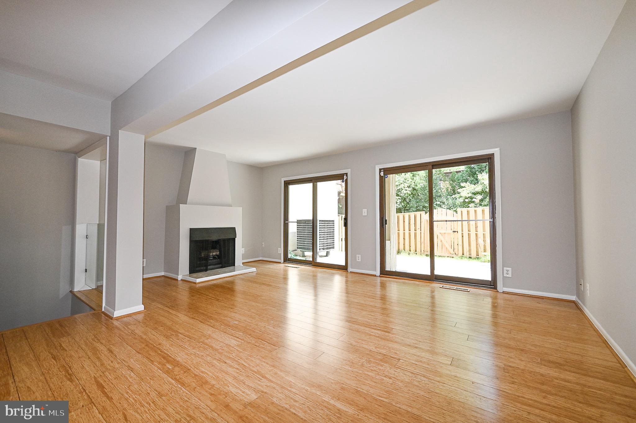 RESTON - Residential Lease