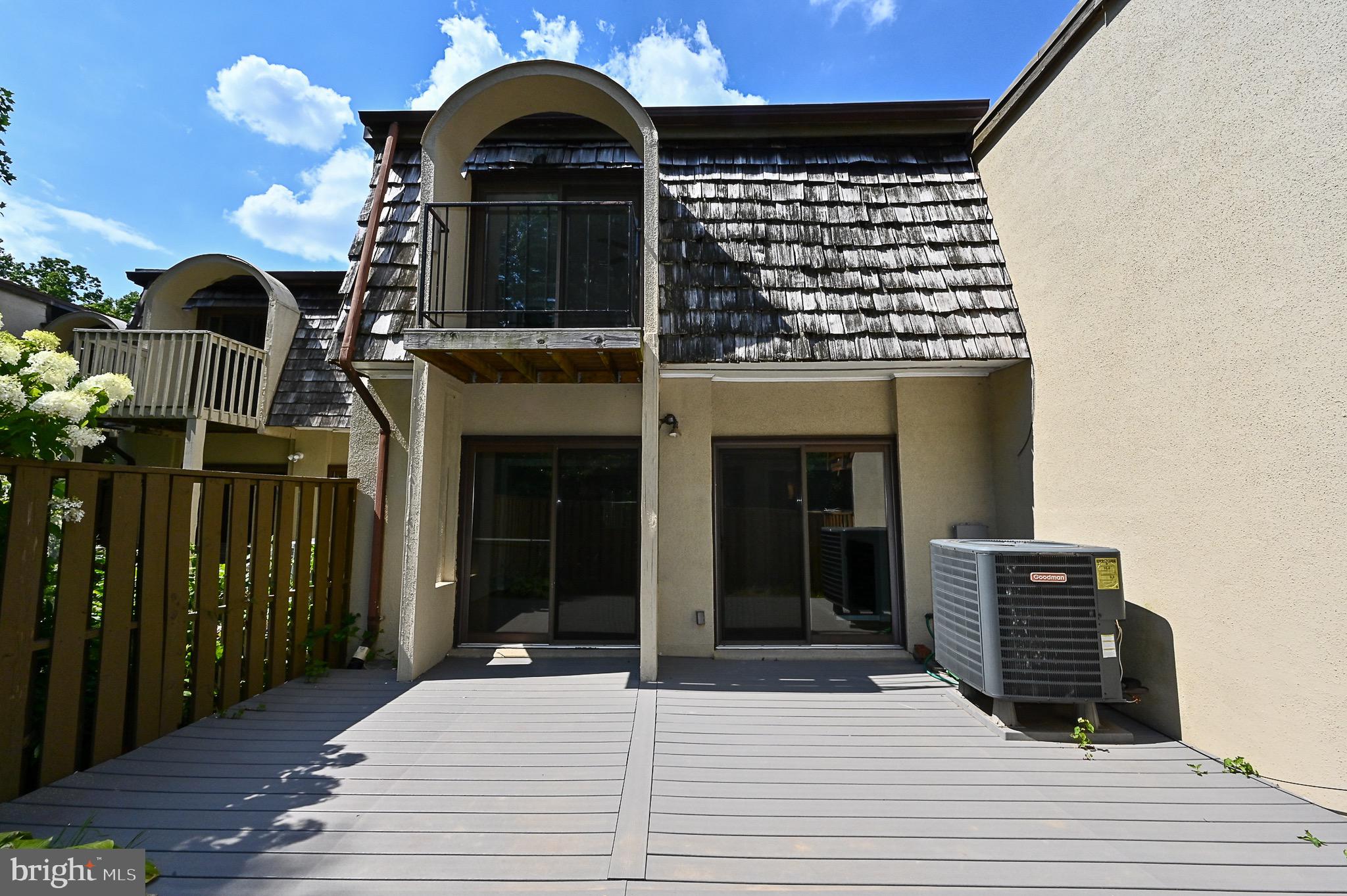 RESTON - Residential Lease