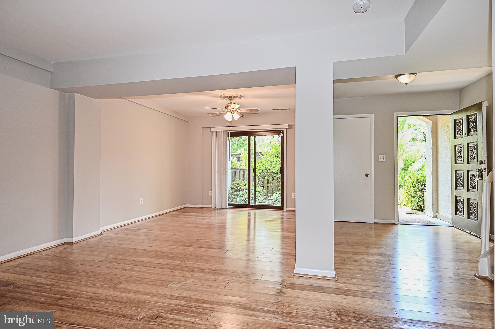 RESTON - Residential Lease