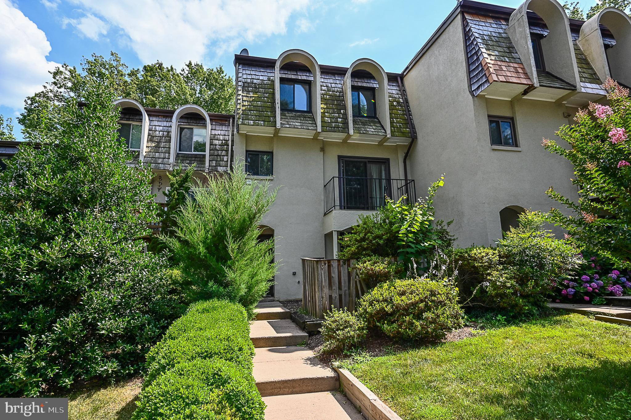 RESTON - Residential Lease