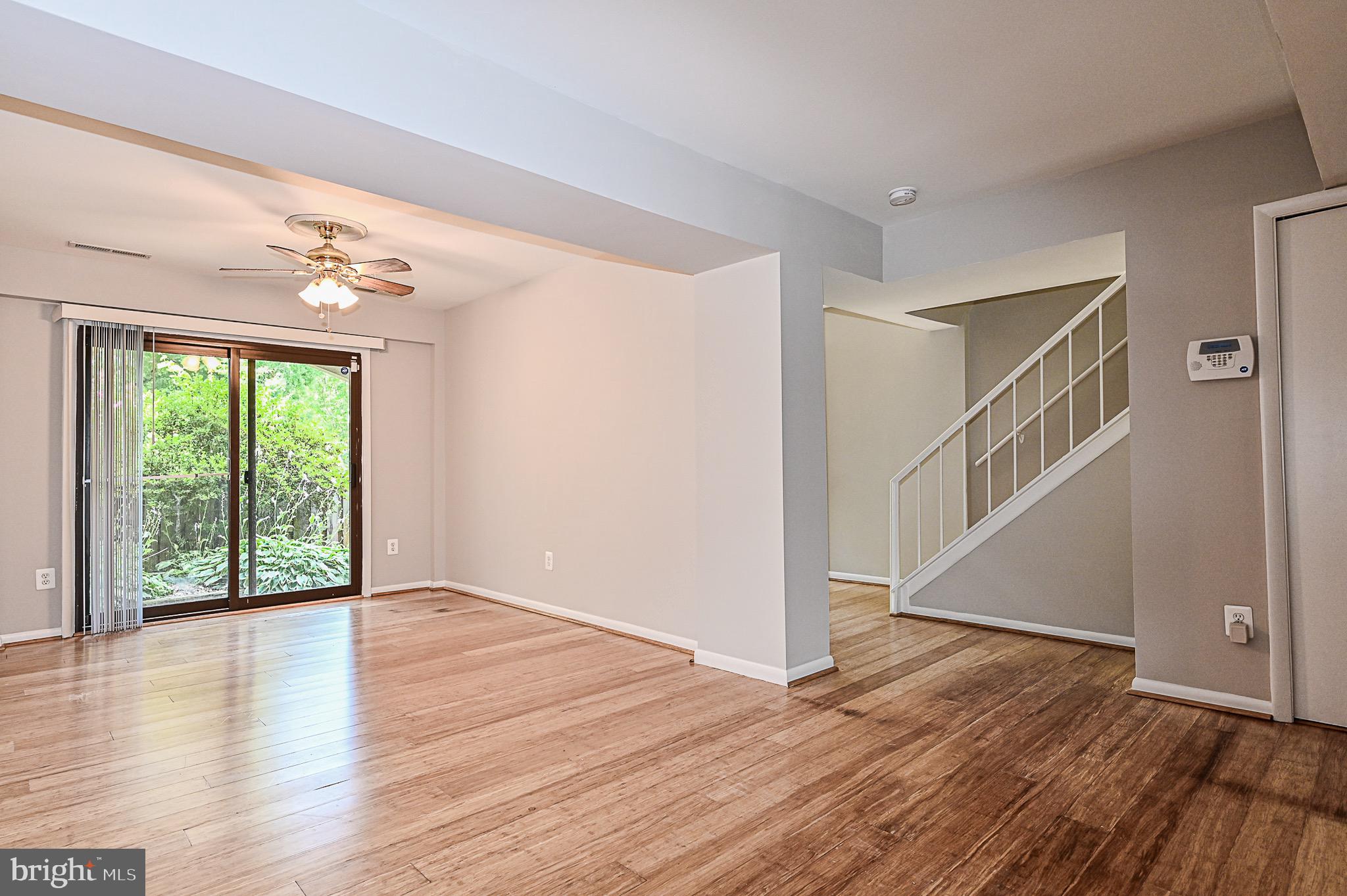 RESTON - Residential Lease