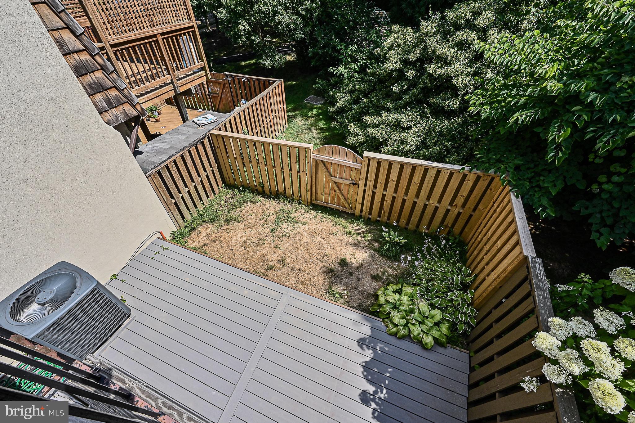 RESTON - Residential Lease